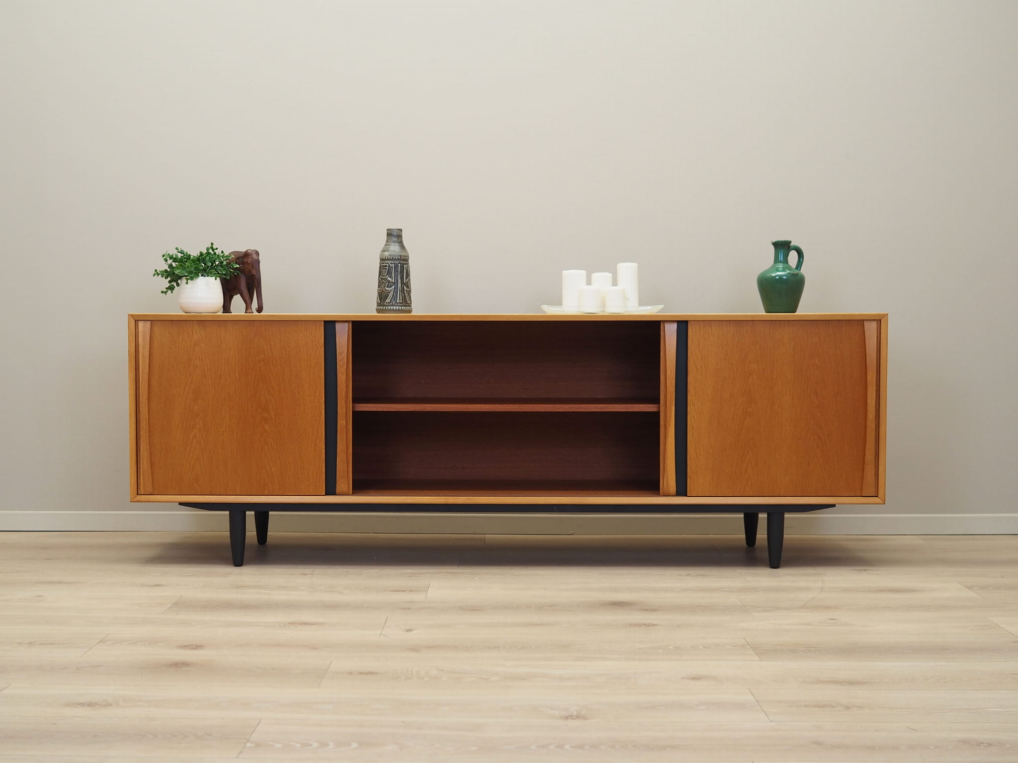 Vintage Sideboard Eschenholz Braun 1970er Jahre