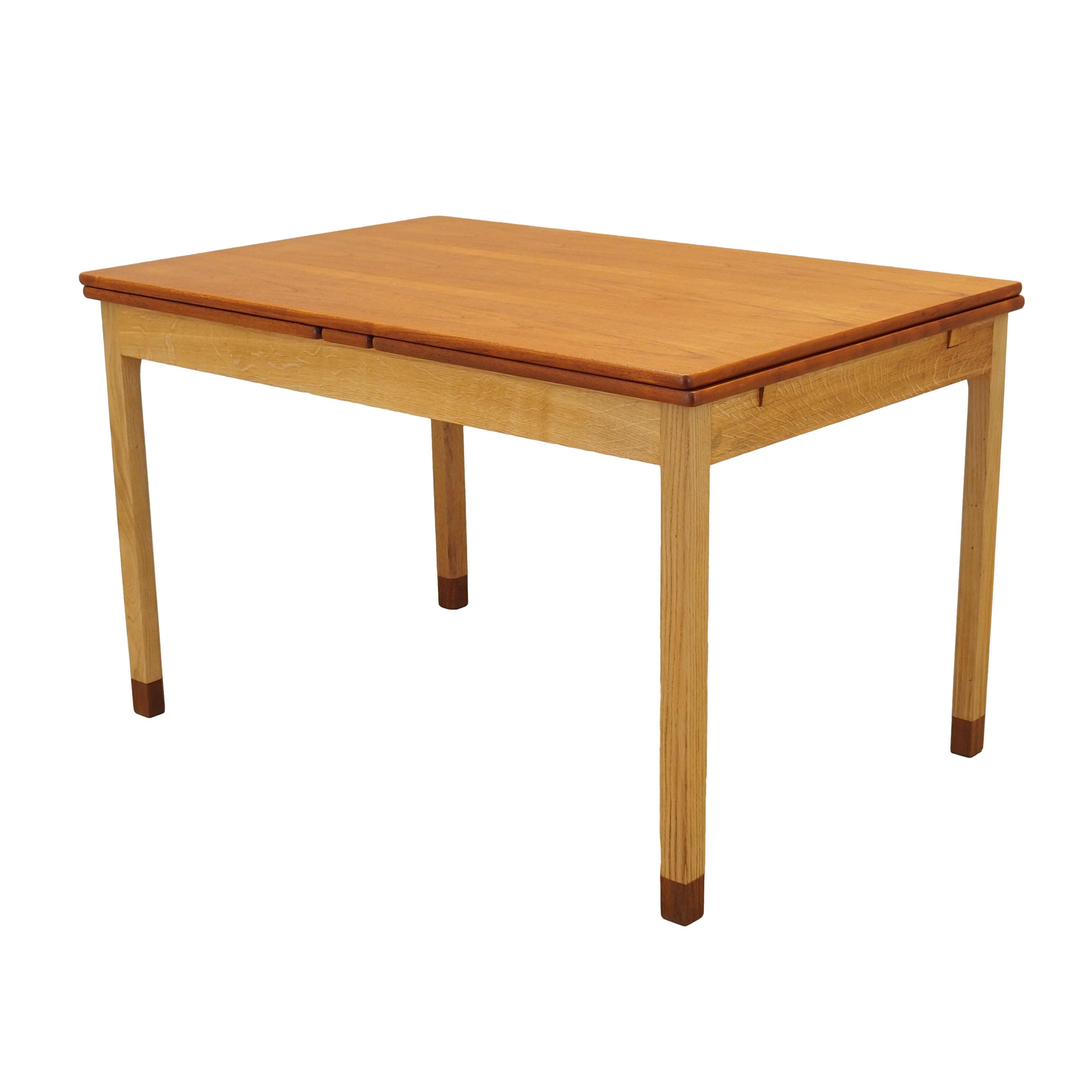 Extendable table, Danish Design, 1970s, Manufacturer: SKM