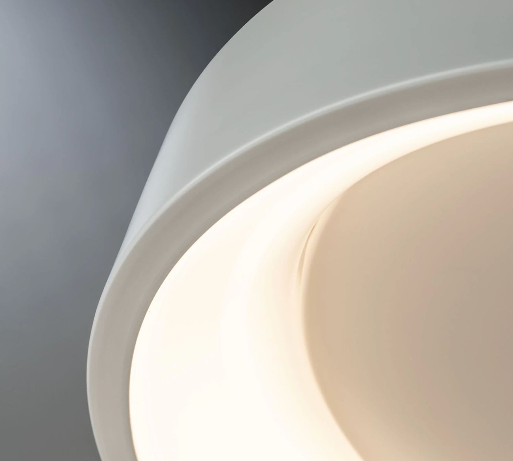 LED-Deckenleuchte mit Lichtring