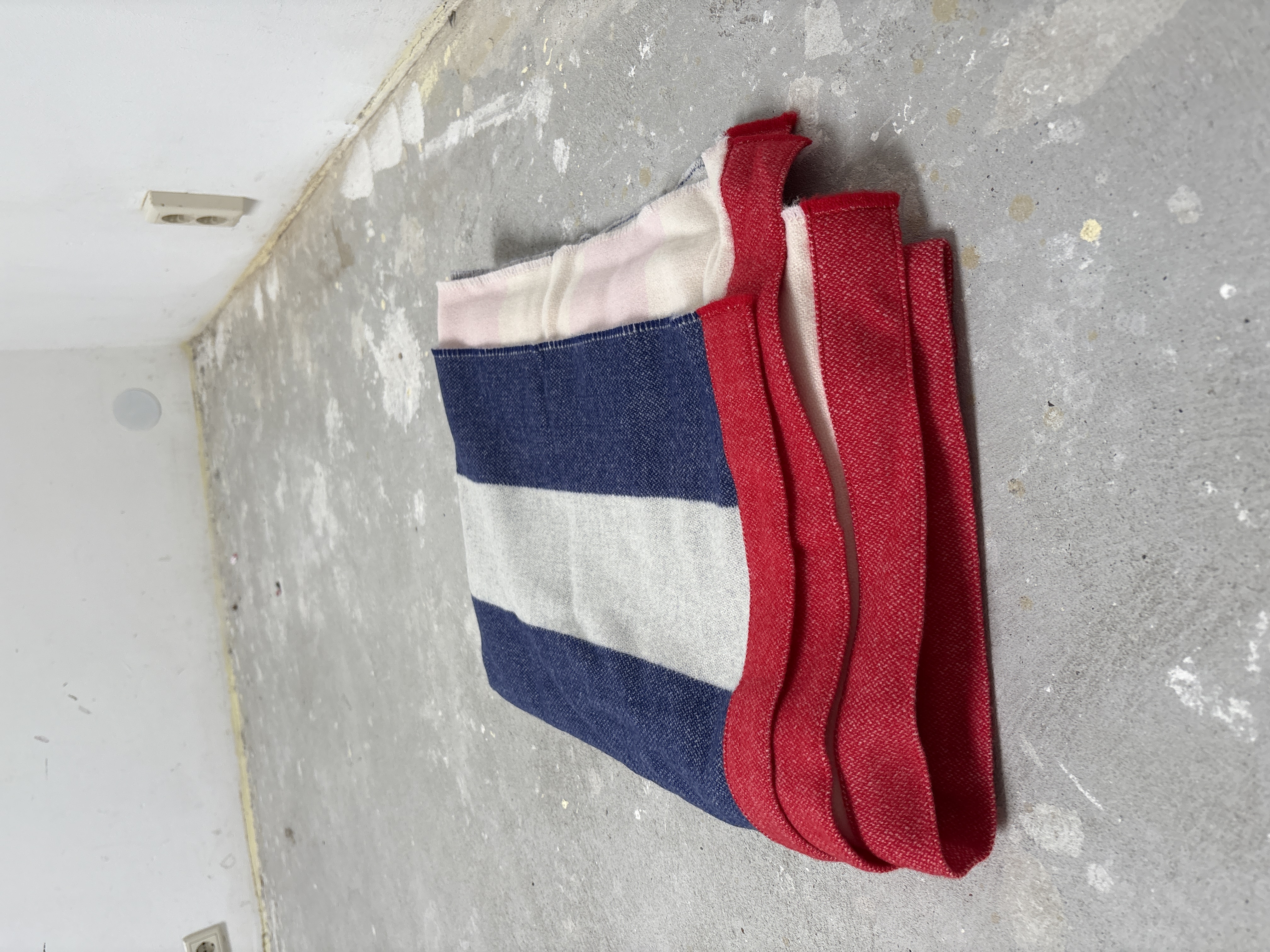 Gestreifte Decke Blau 