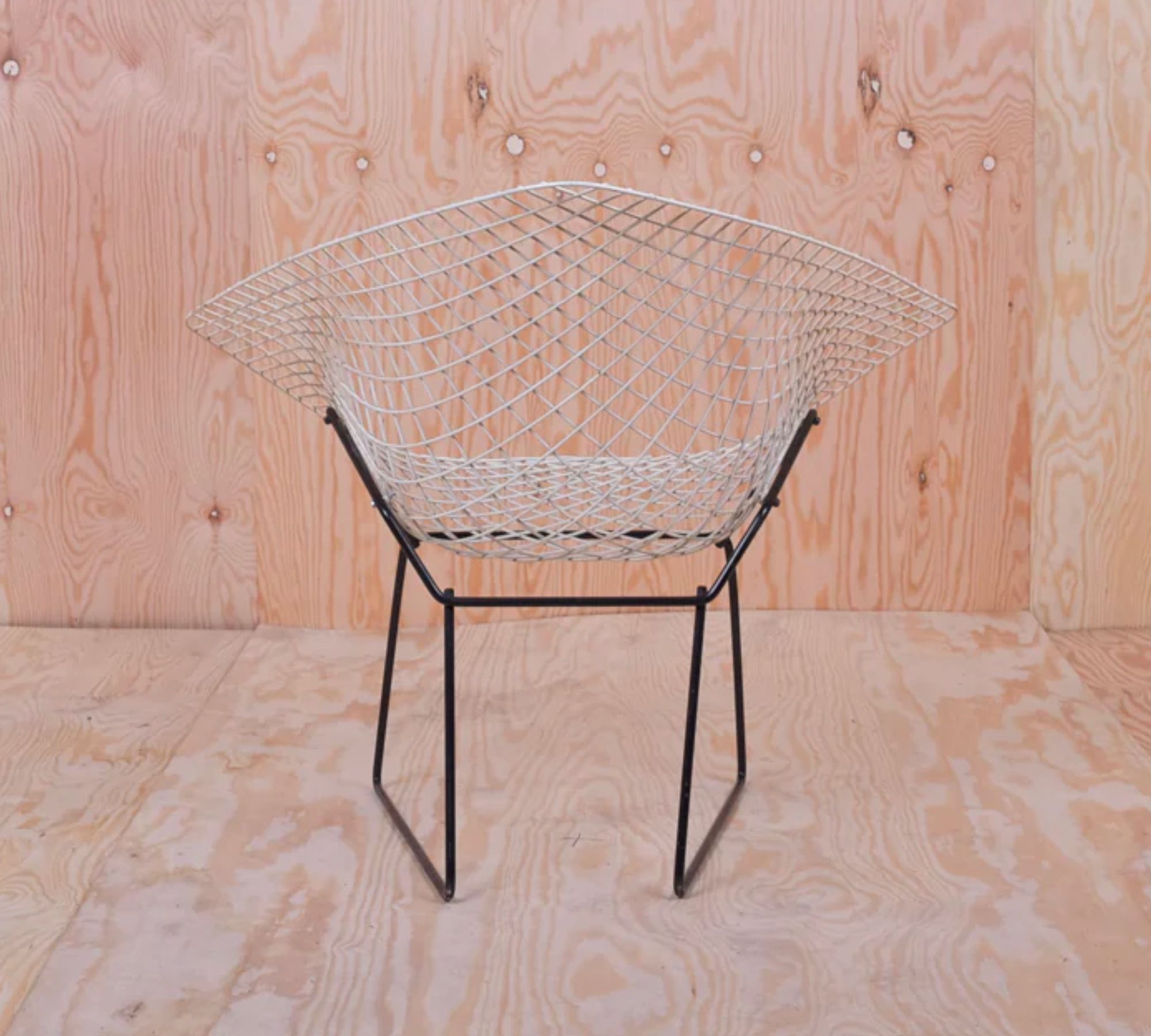 Bertoia Diamond Chair Stahl Weiß