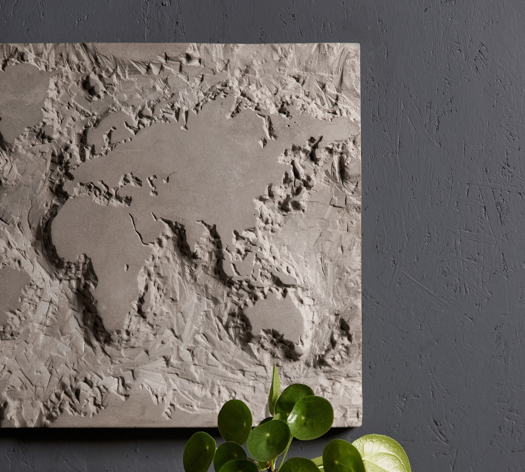 The Gray Planet Wandbild Faserbeton Grau