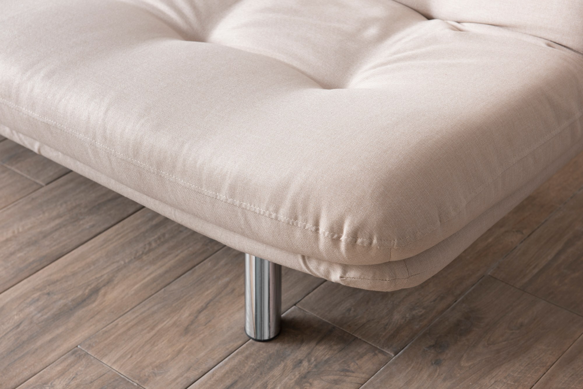 Misa Small V3 Schlafsofa 3-Sitzer Creme