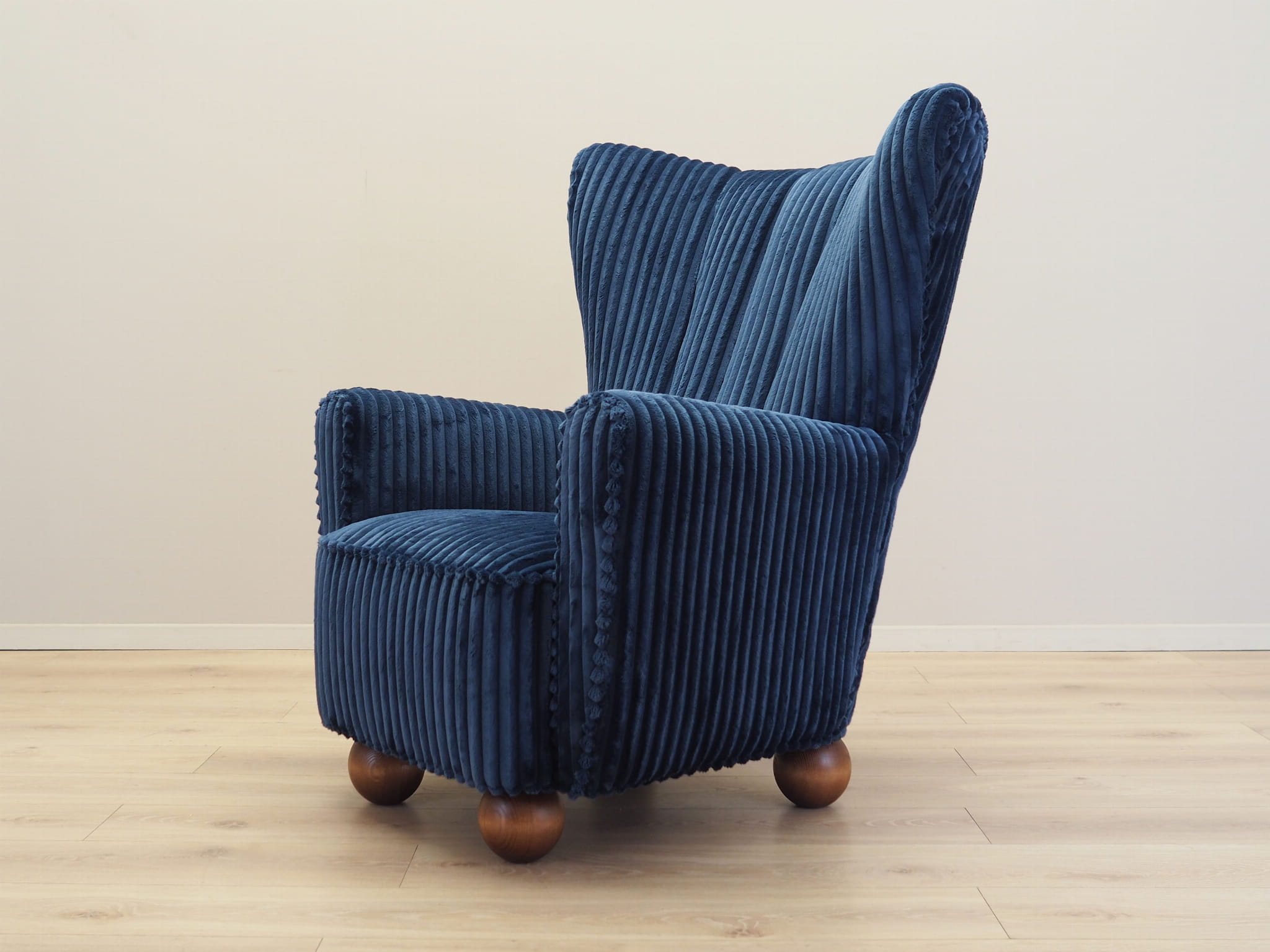 Armchair Velour Dark Blue