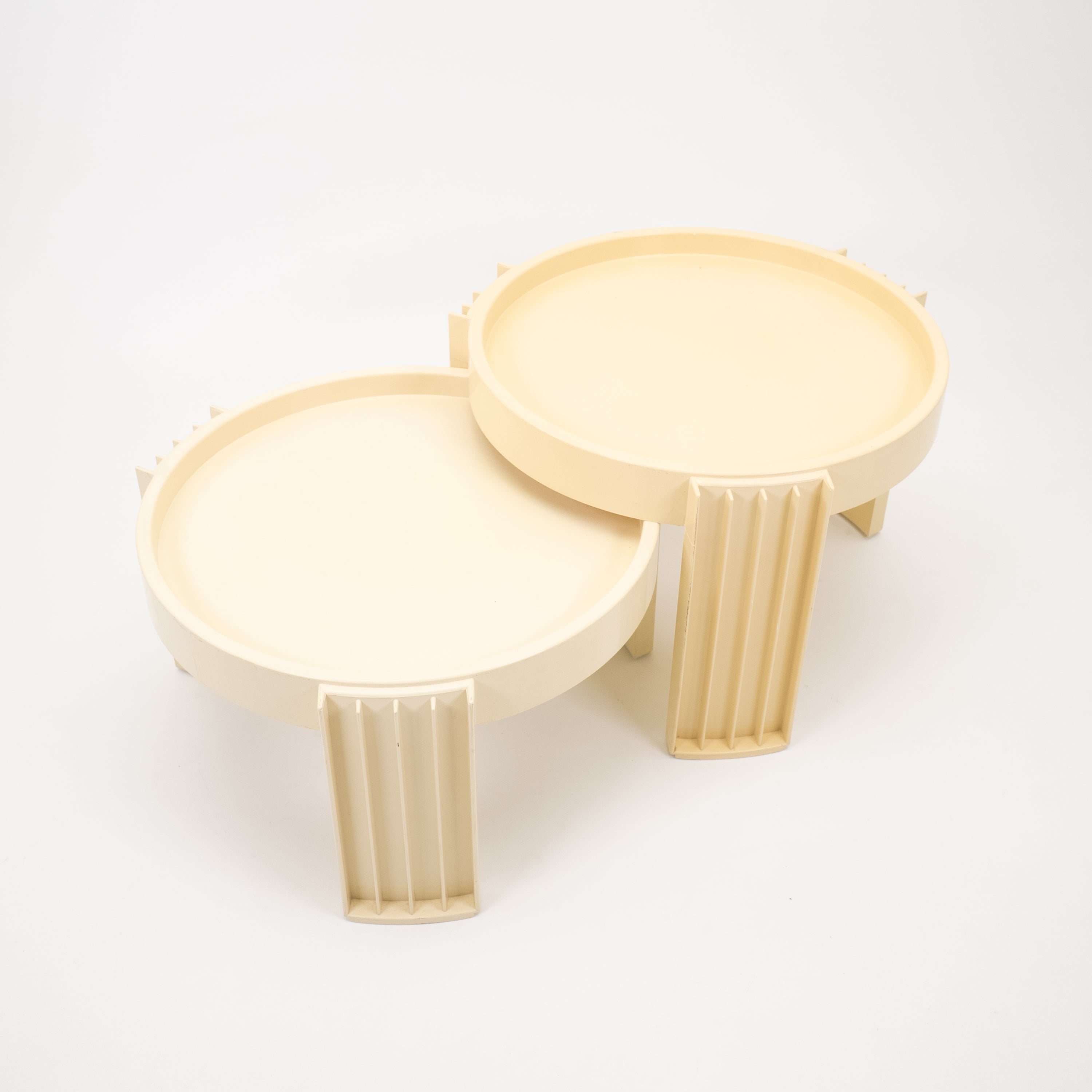 Cassina 780/783 Couchtisch 2er-Set Offwhite