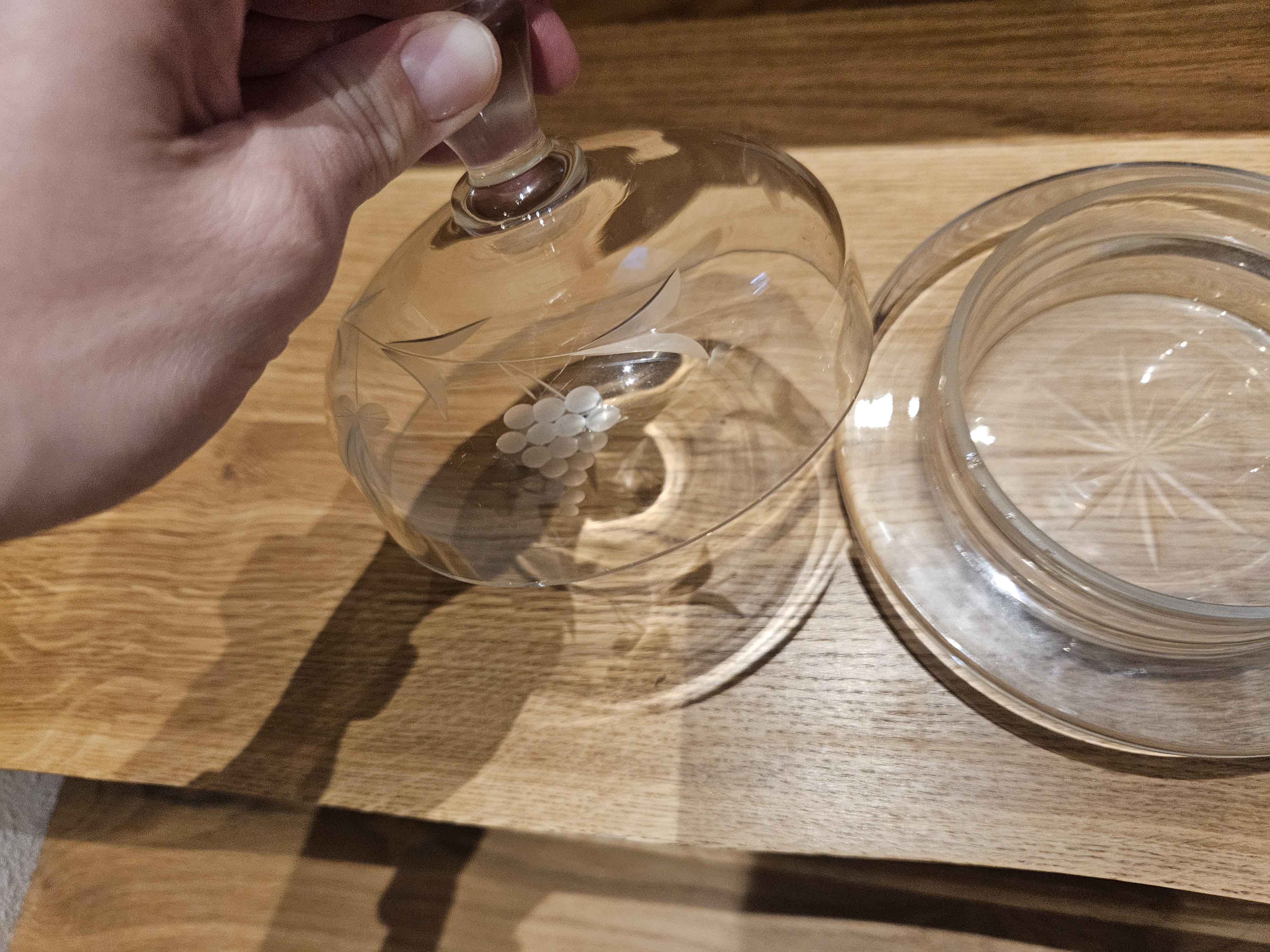 Engraved Crystal Cheese Dome