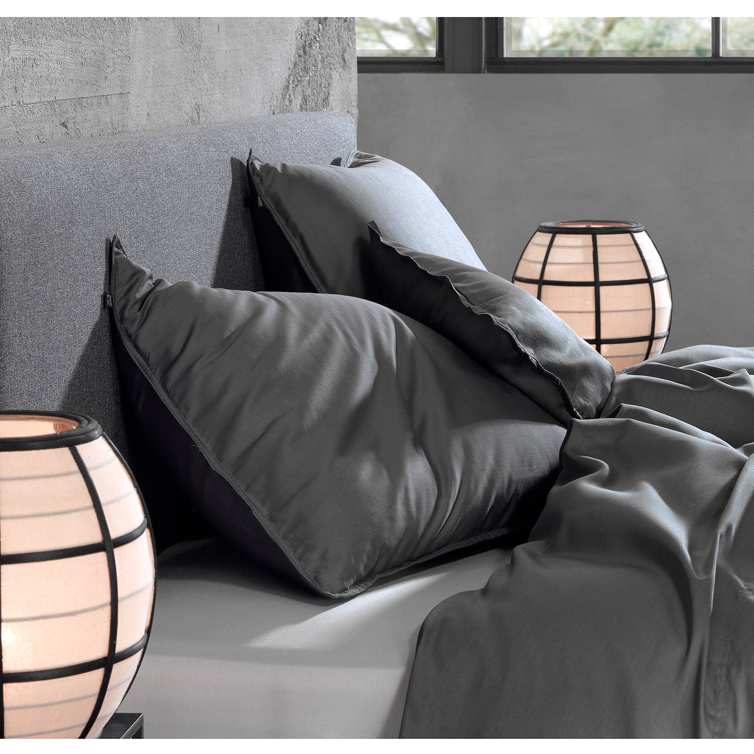 2x Satinado II Kissenbezug Baumwolle Satin Anthrazit 50 x 50 cm