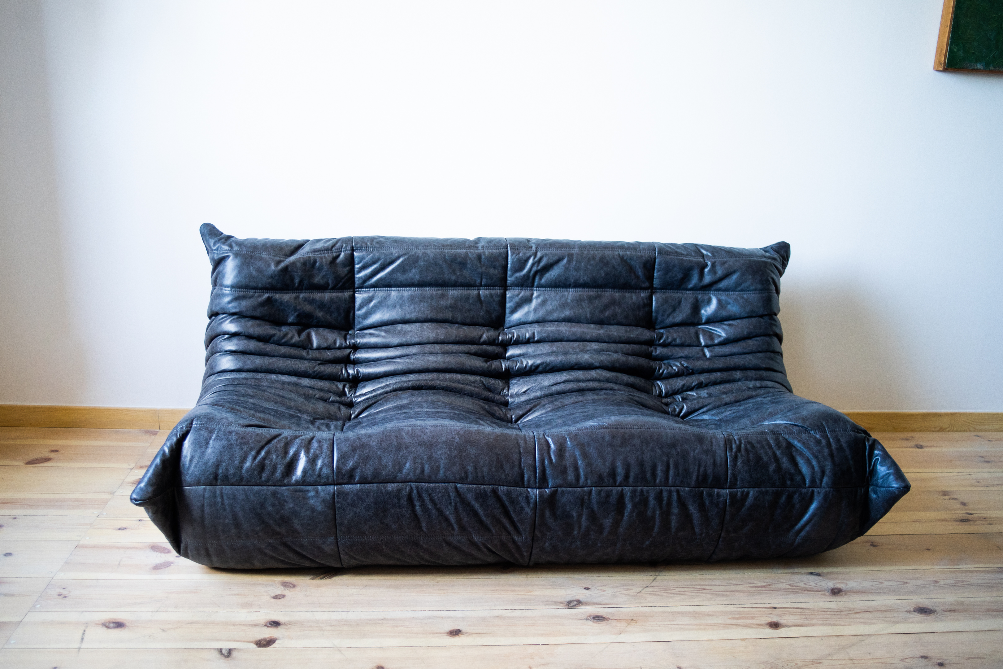 Togo Sofa 3-Sitzer Pull-Up-Leder Schwarz