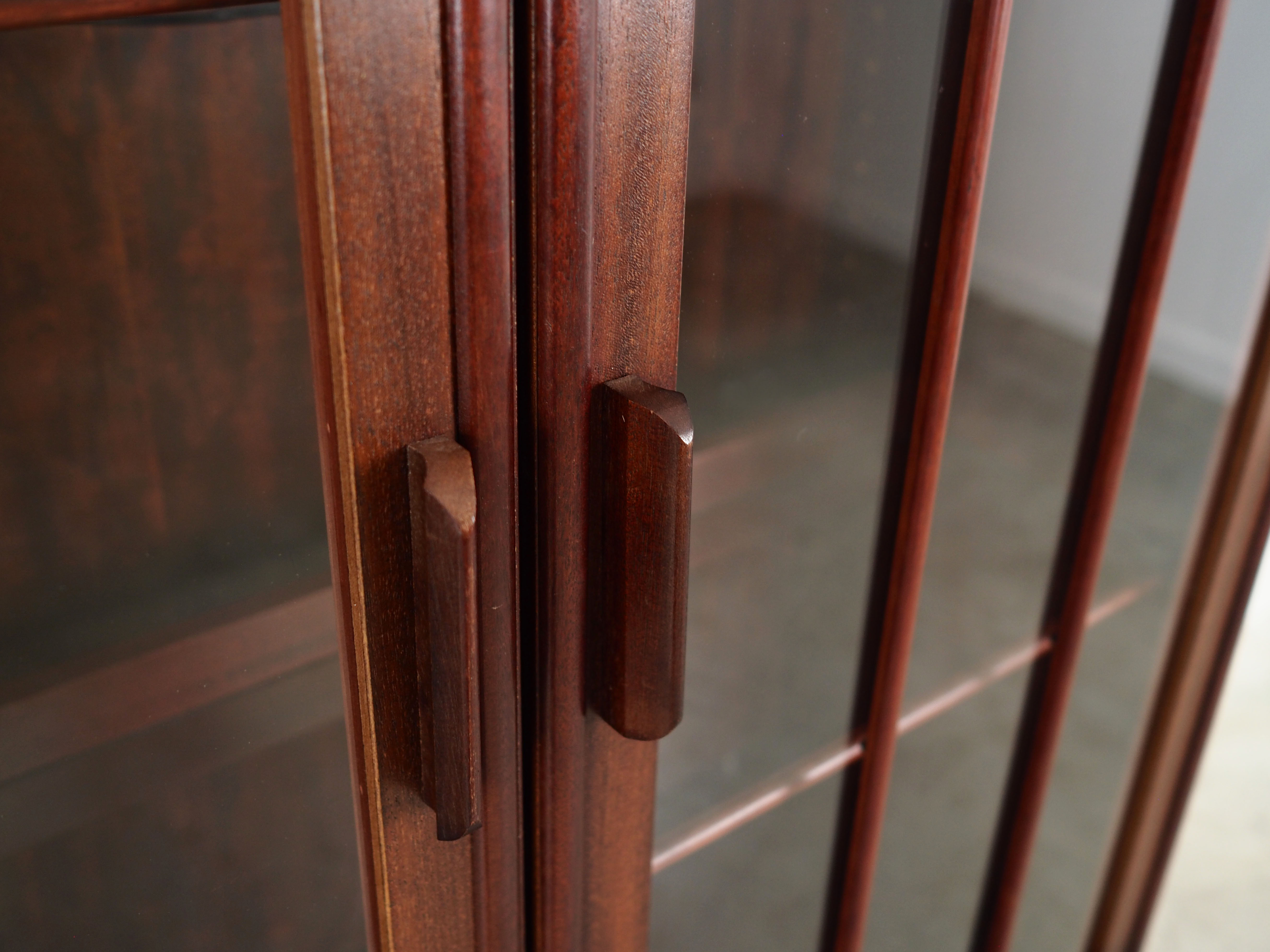 Mahogany showcase 1970 Jahre