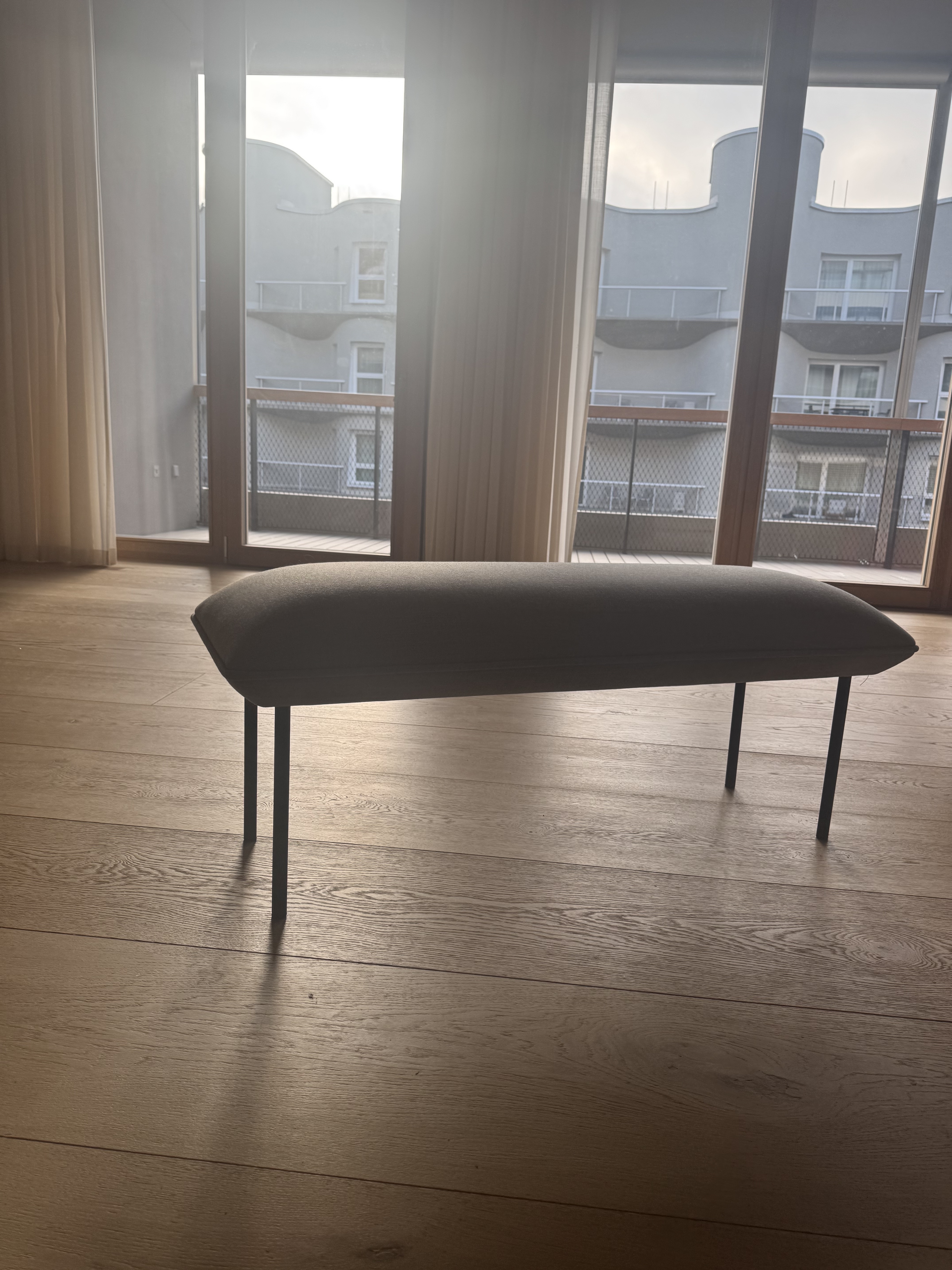 Makki Bank Wolle Grau