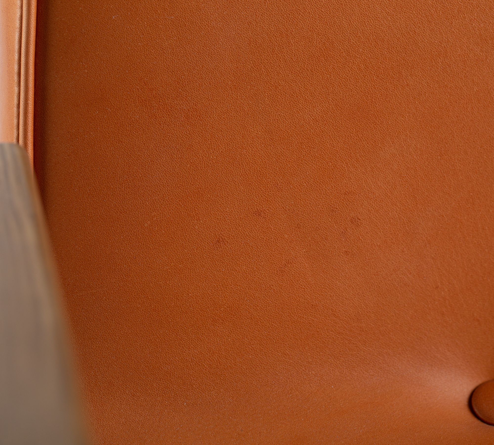 366 Sessel Metall Leder Cognac