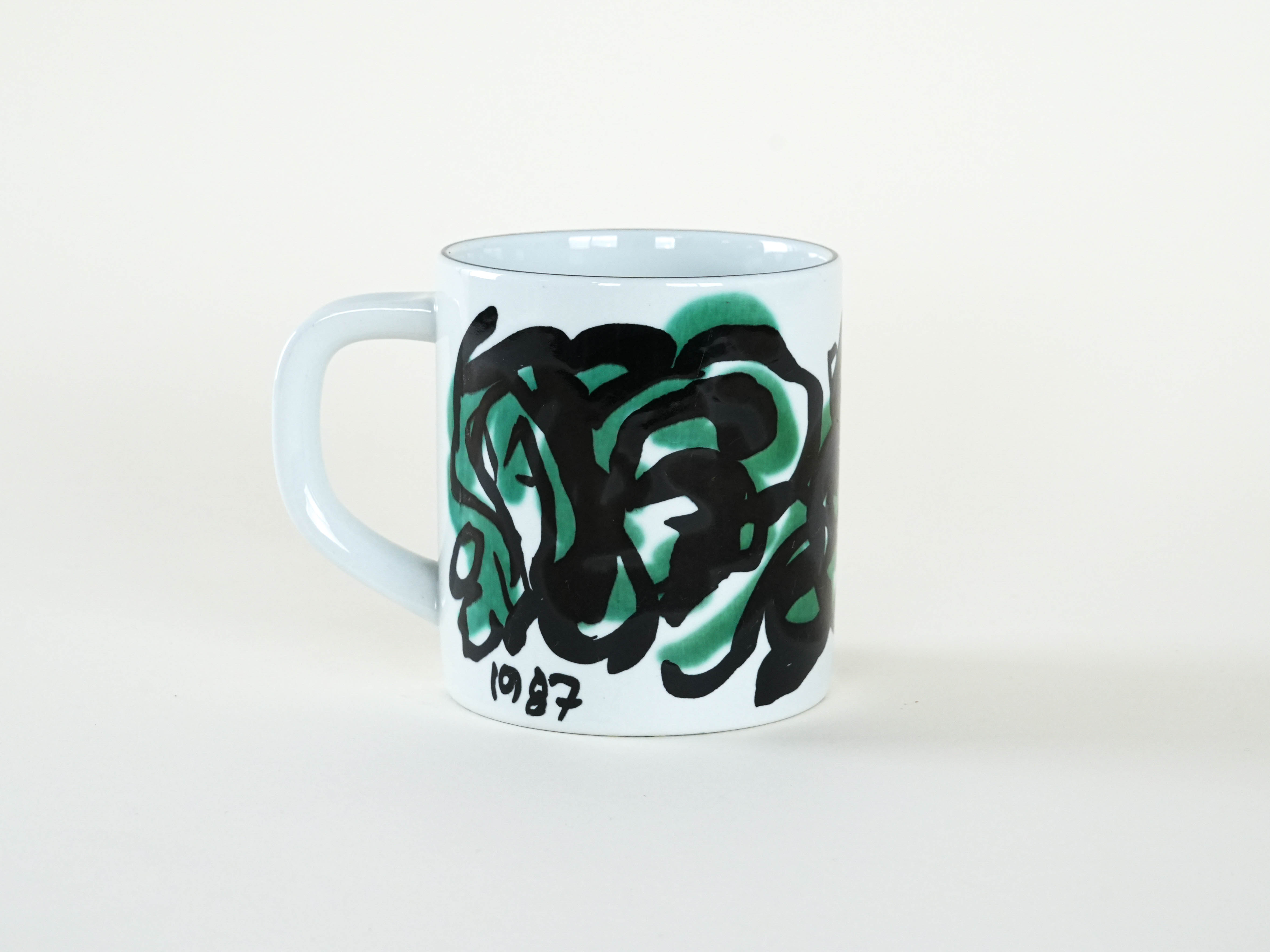 Collector's mug porcelain multicolored