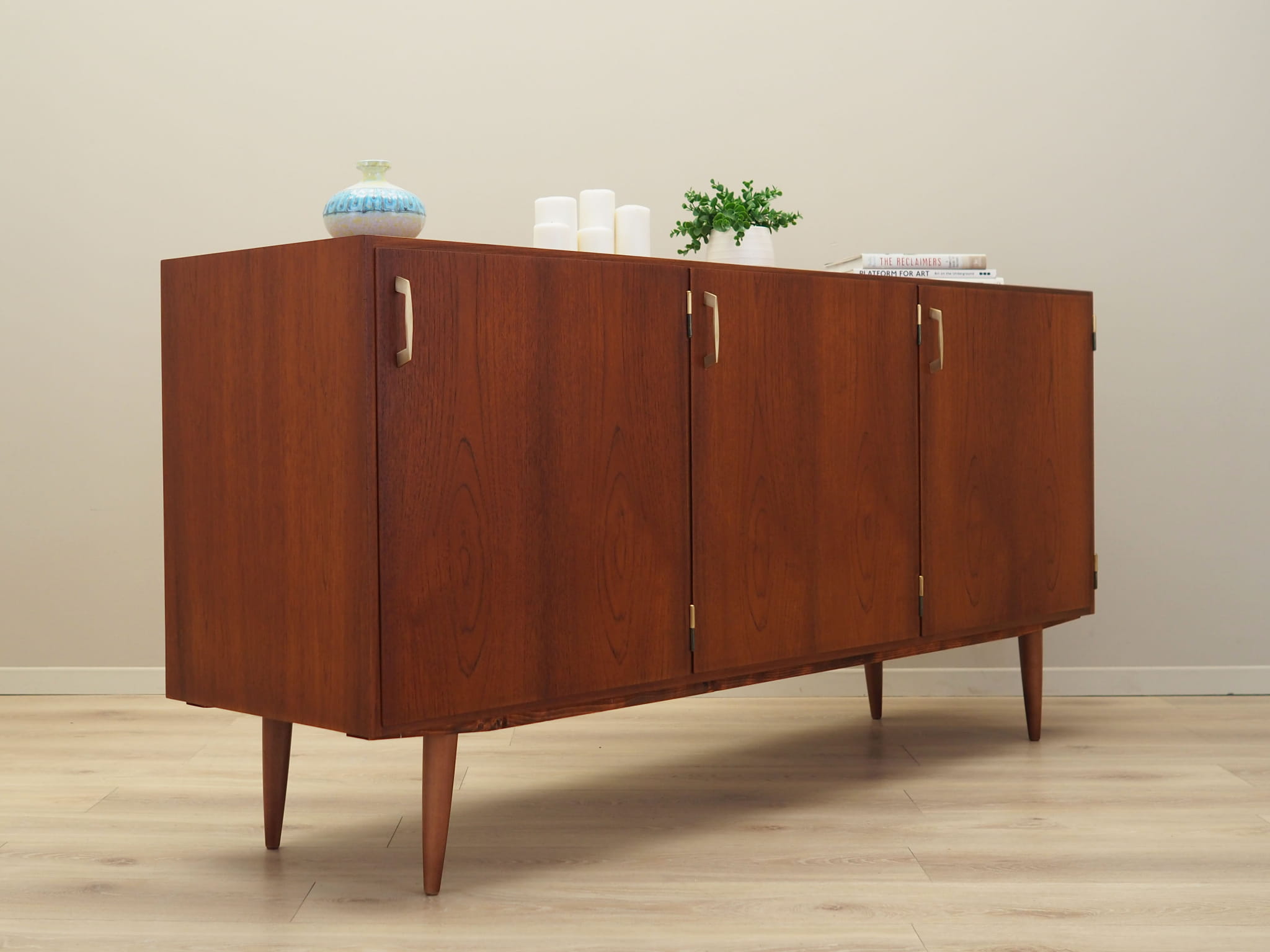 Vintage Sideboard Teakholz Braun 1960er Jahre