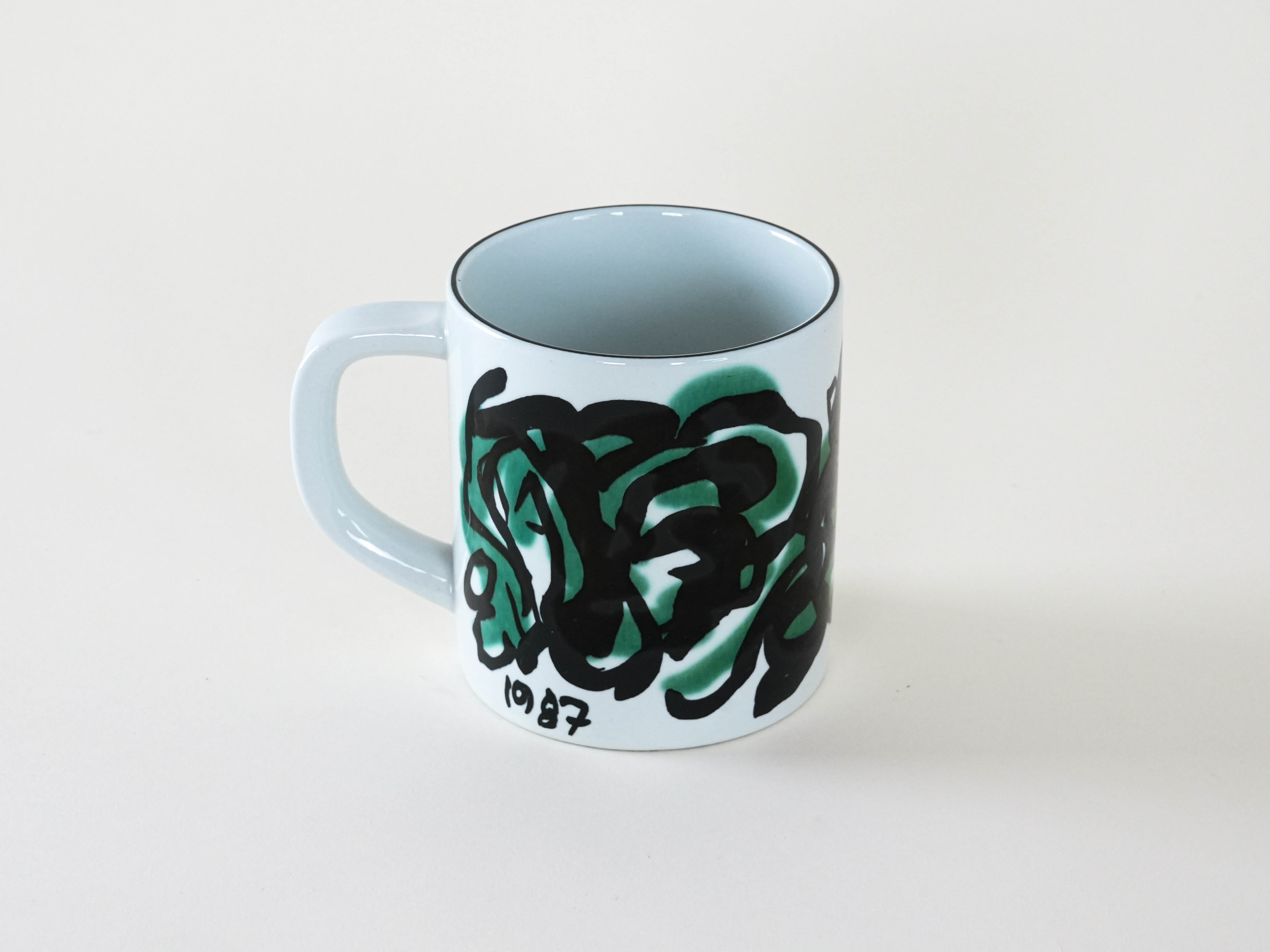 Collector's mug porcelain multicolored