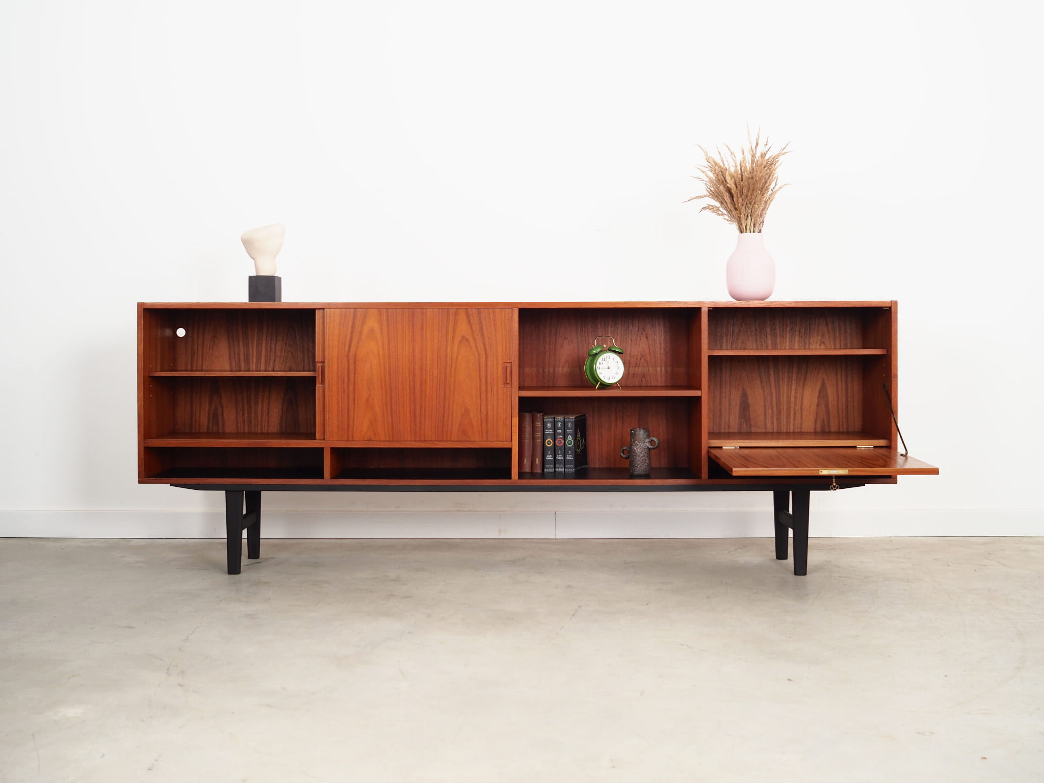 Vintage Sideboard Teakholz Braun 1970er Jahre