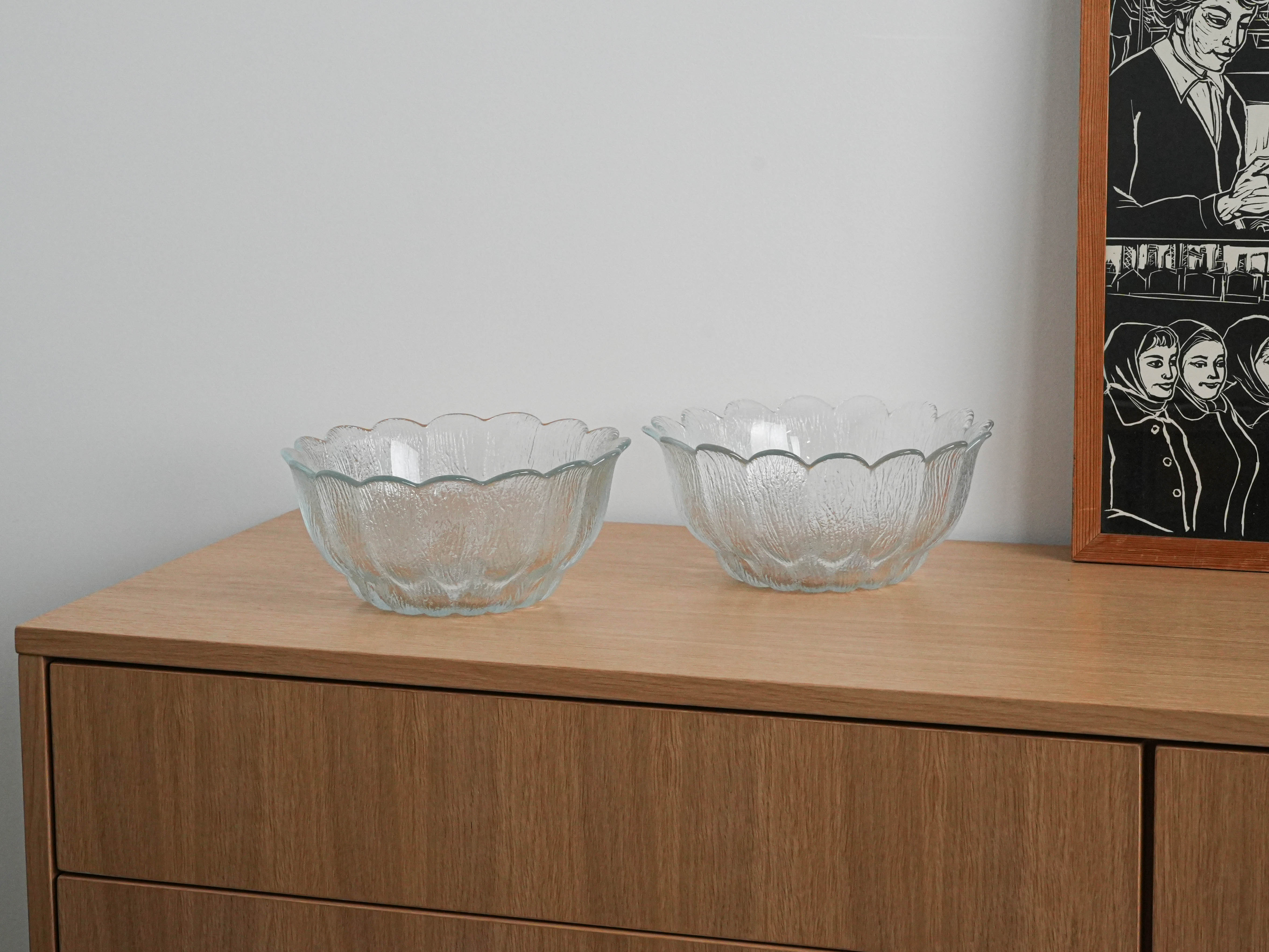 Glass bowl Transparent