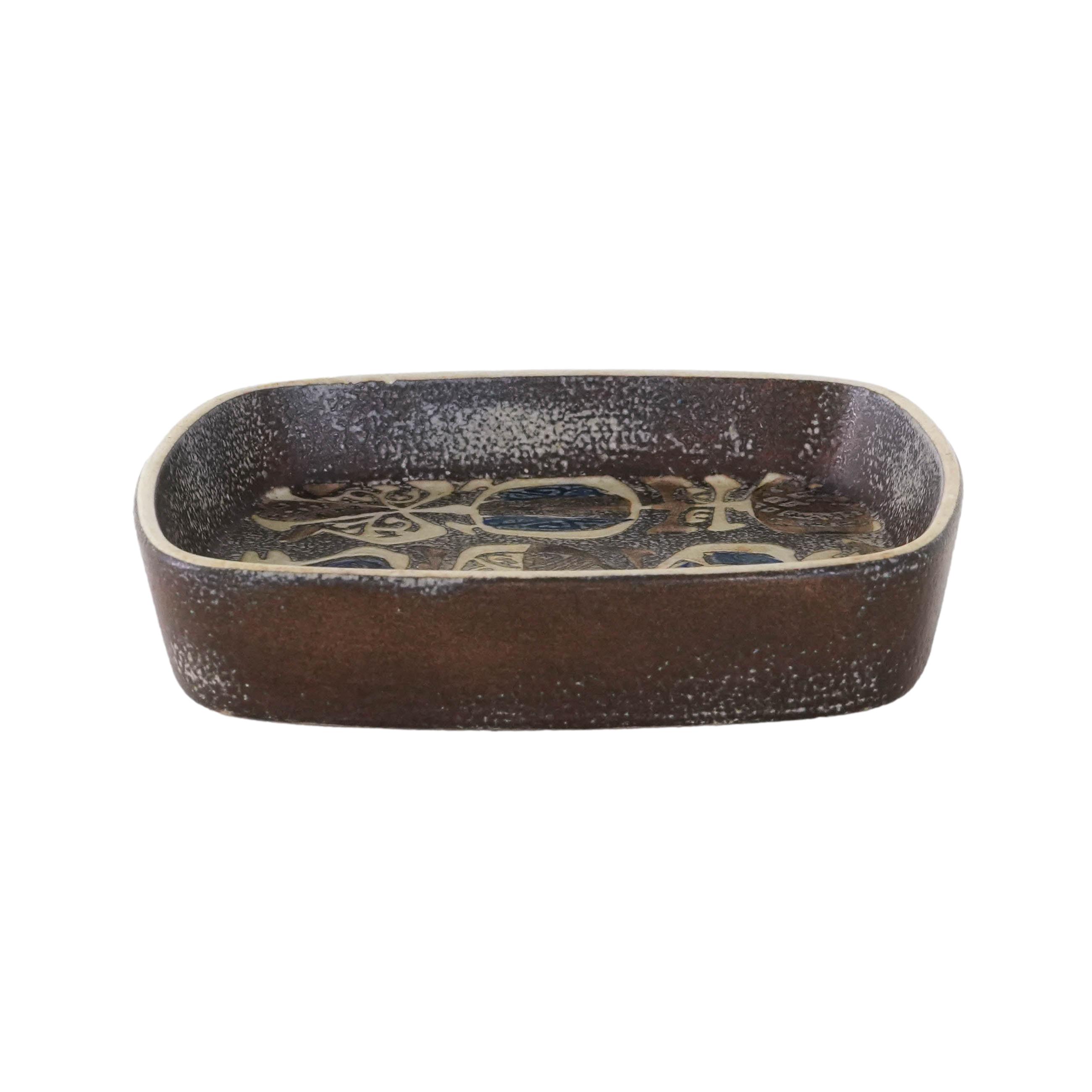 Ceramic bowl Brown