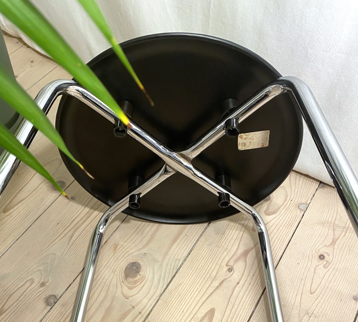 Wilde&Spieth Eiermann SE 38 Hocker Holz Chrom Schwarz