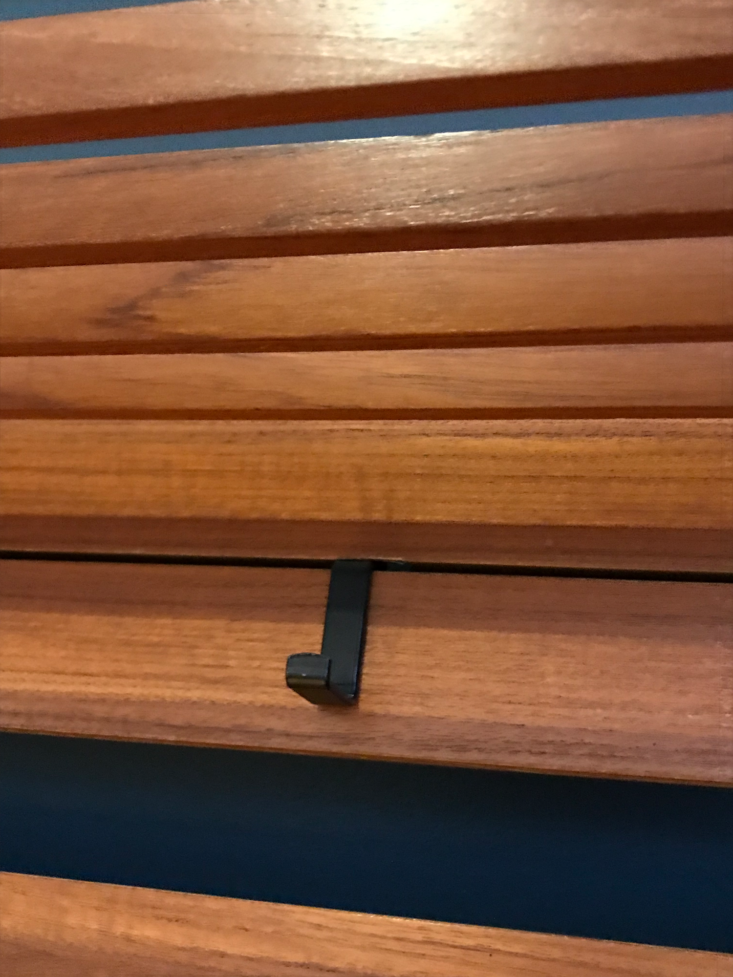 Vintage Wandgarderobe Holz