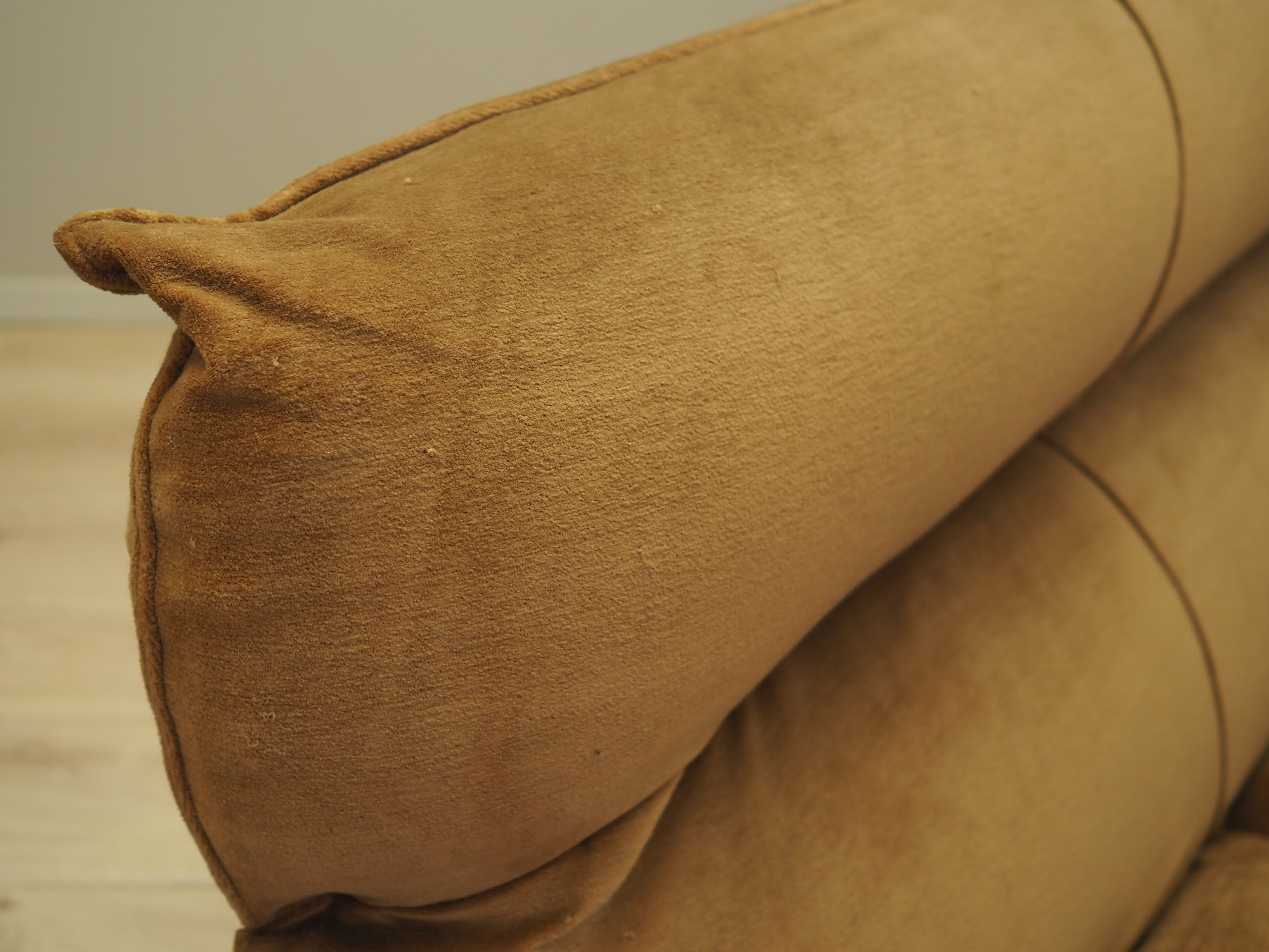 Sofa Velours Braun 1970er Jahre