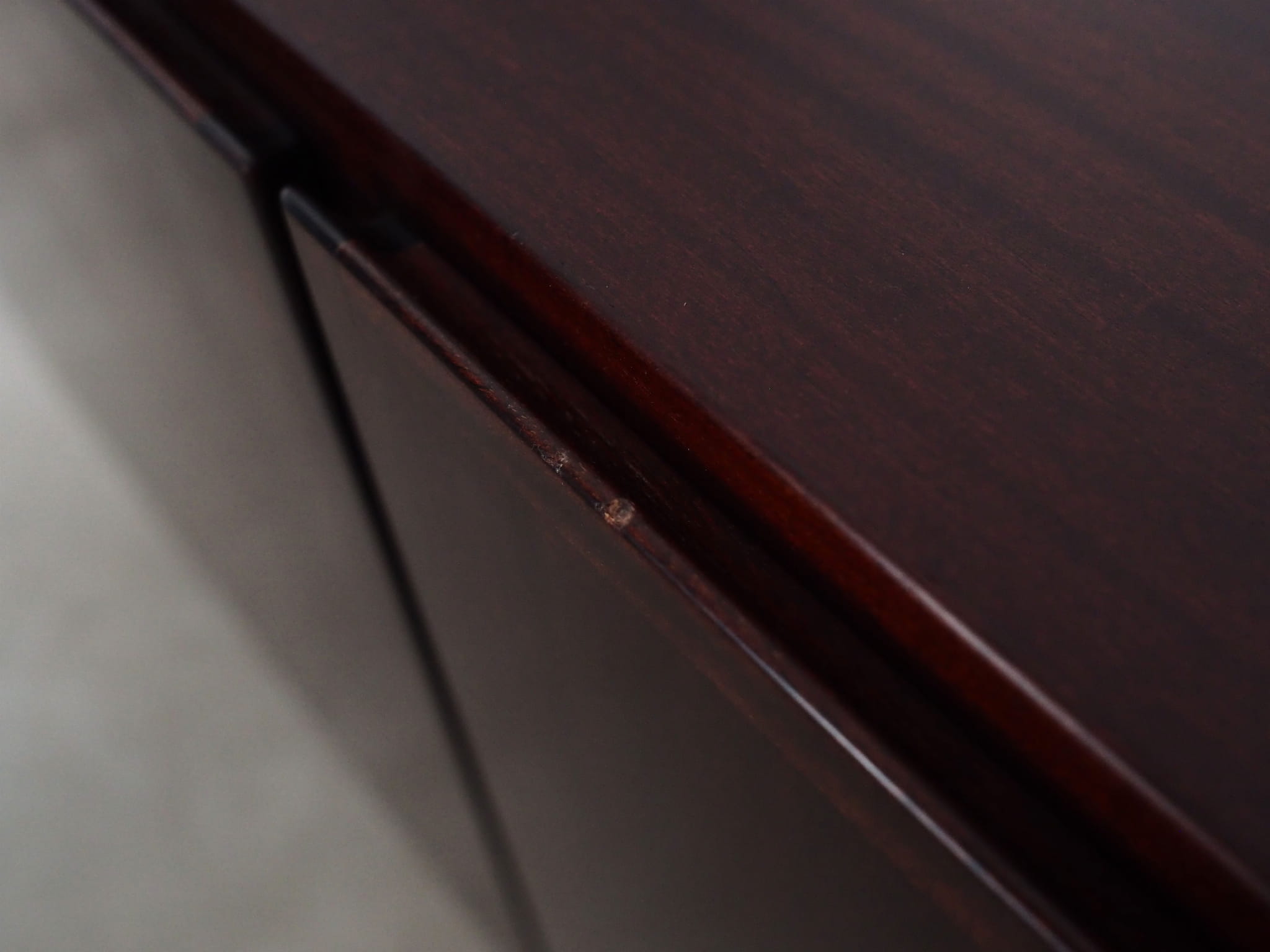 Mahogany Kabinett 1970 Jahre