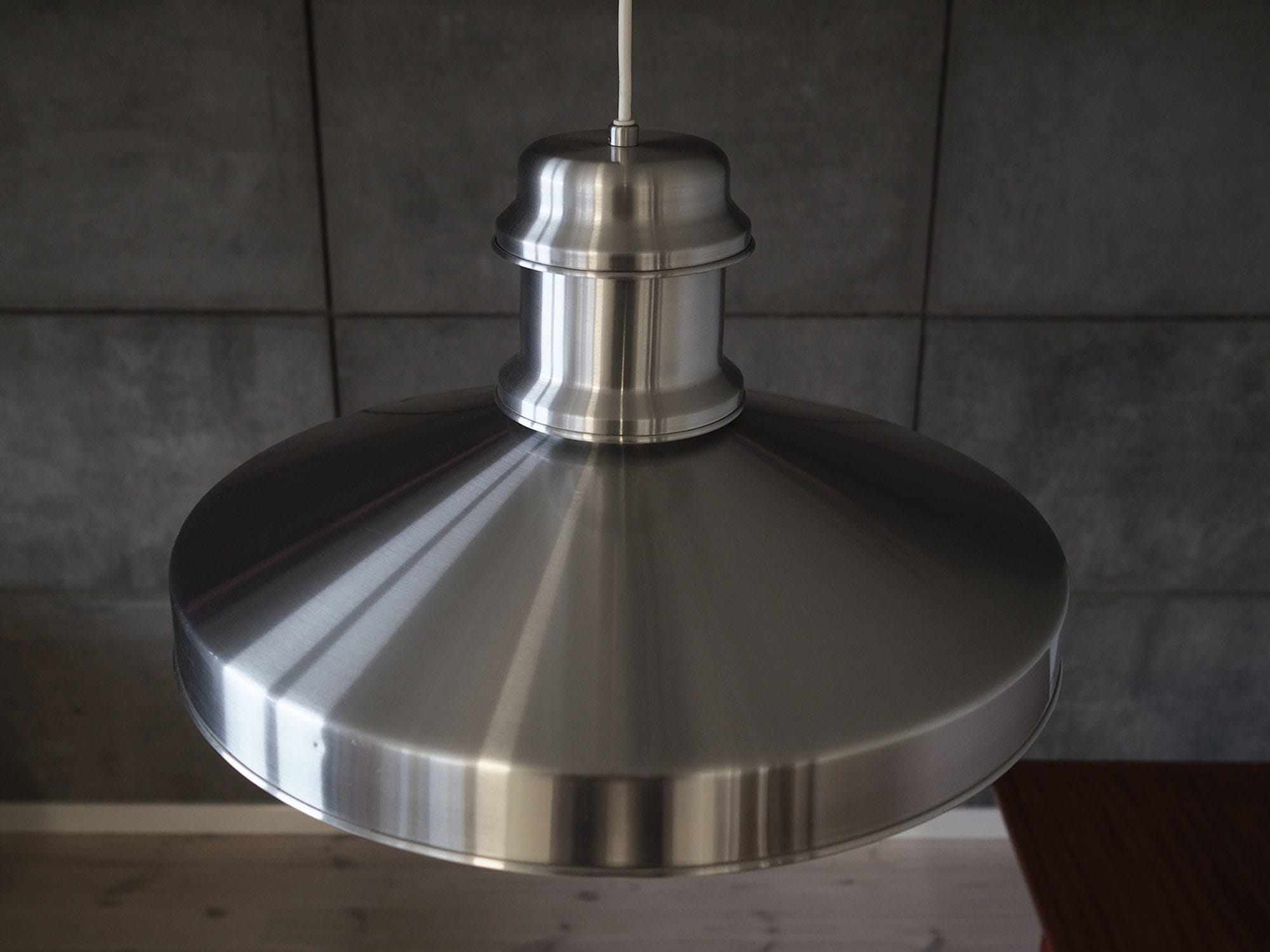 Lampada a sospensione vintage in metallo argento anni '70