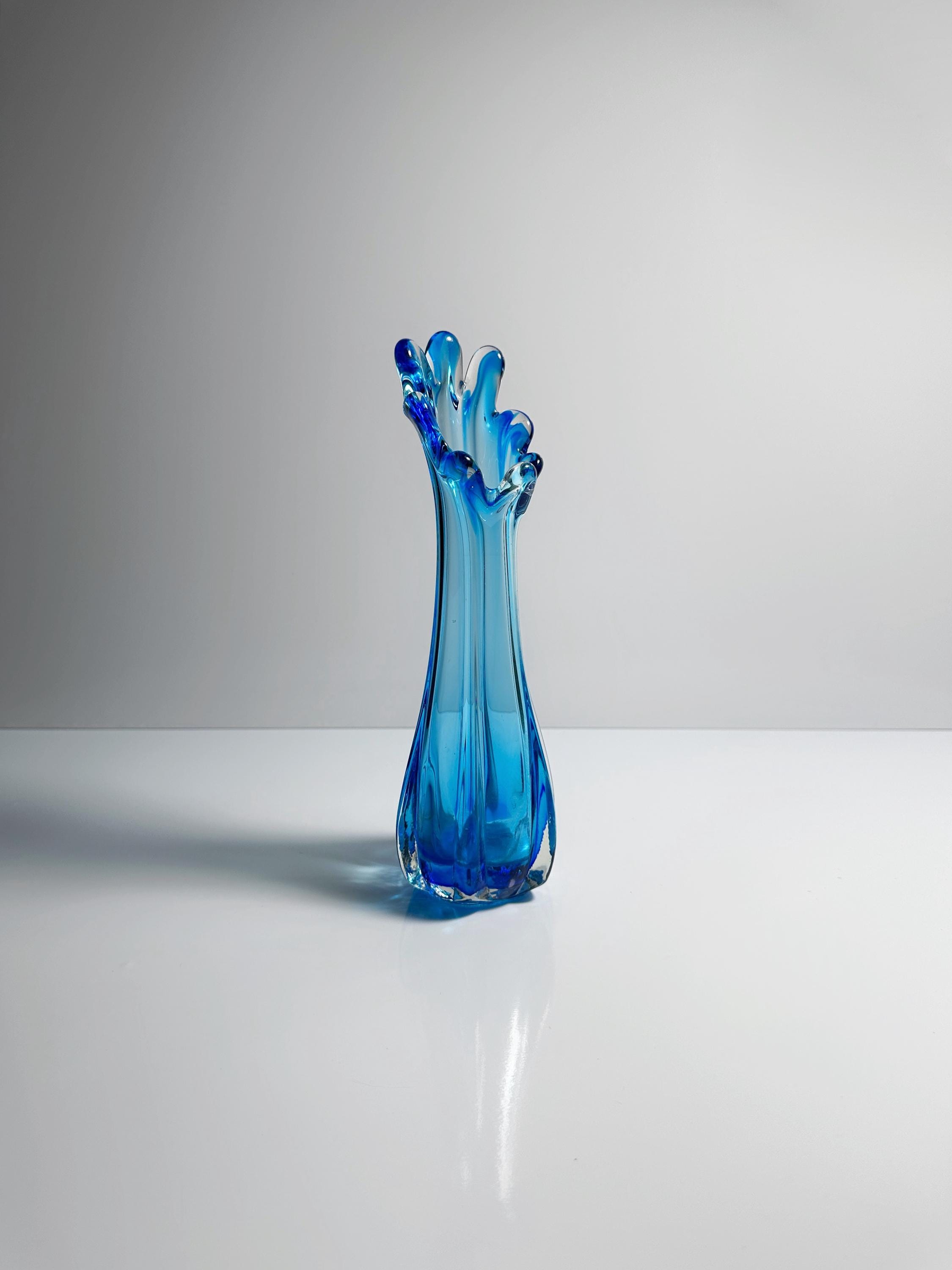 Vintage Blumenvase mit Wellenrand Muranoglas 1970er Jahre