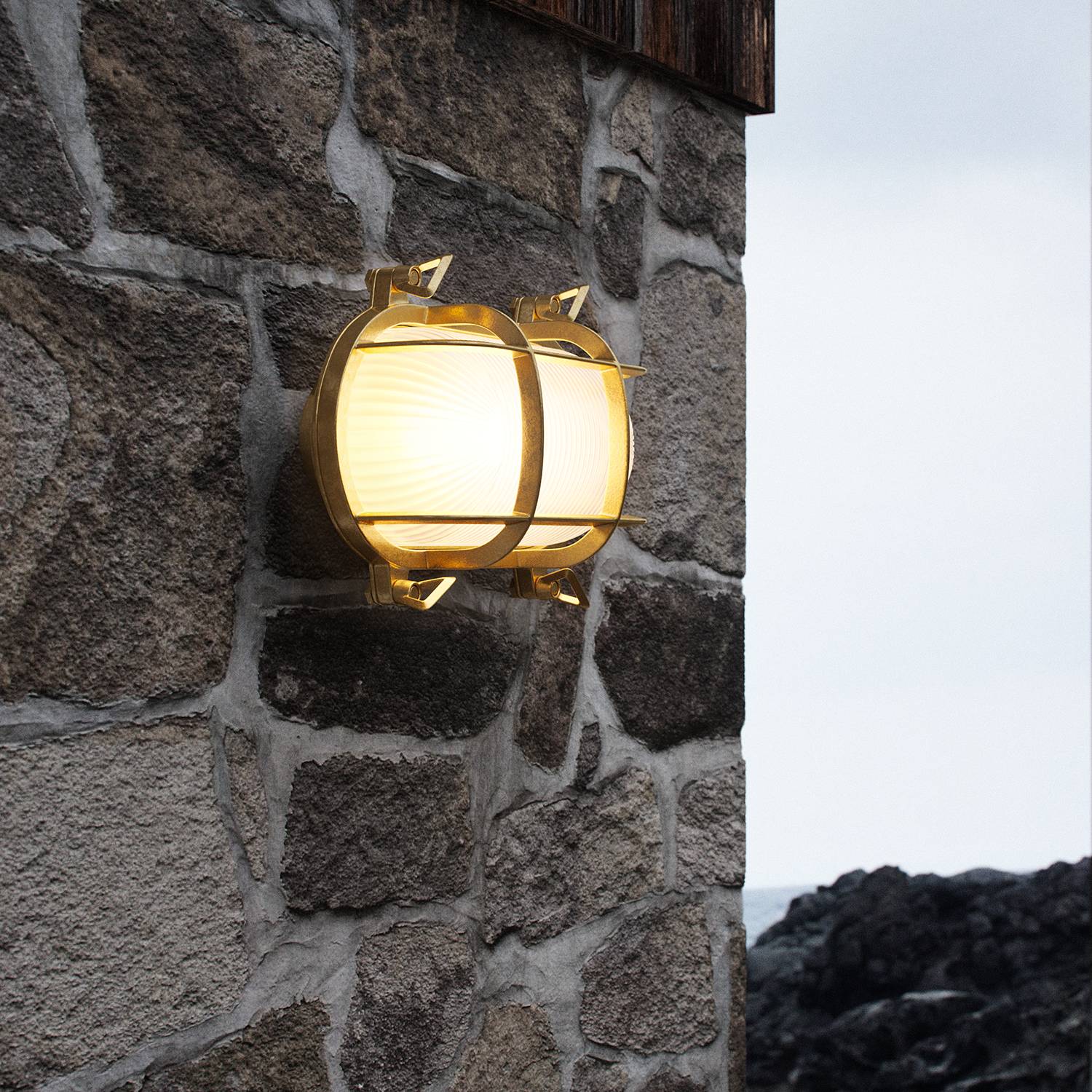 1-Flammig Wandleuchte Helford Klarglas Messing