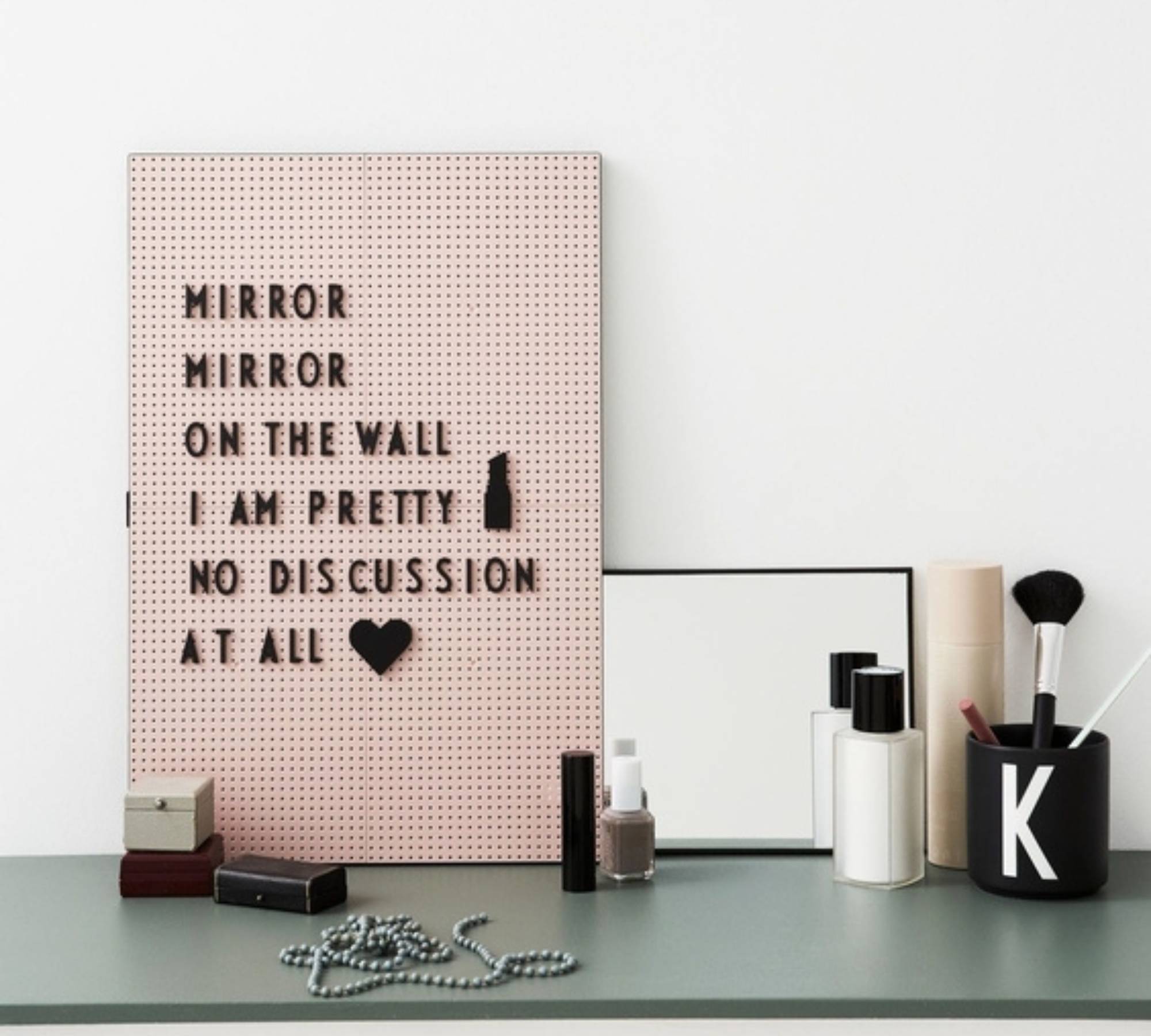Message Tafel Grau