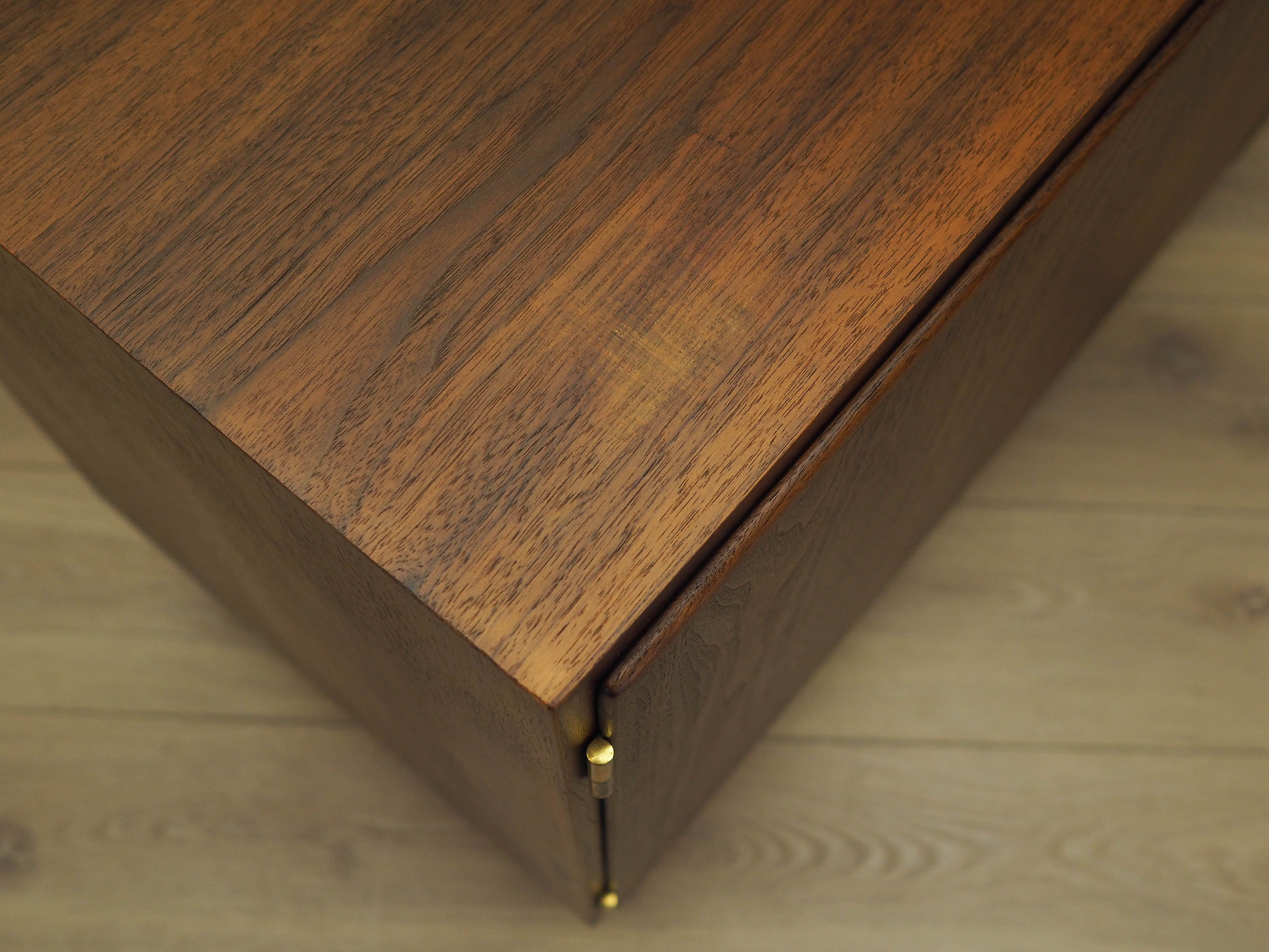 Walnuss-Schrank Braun 1970er Jahre