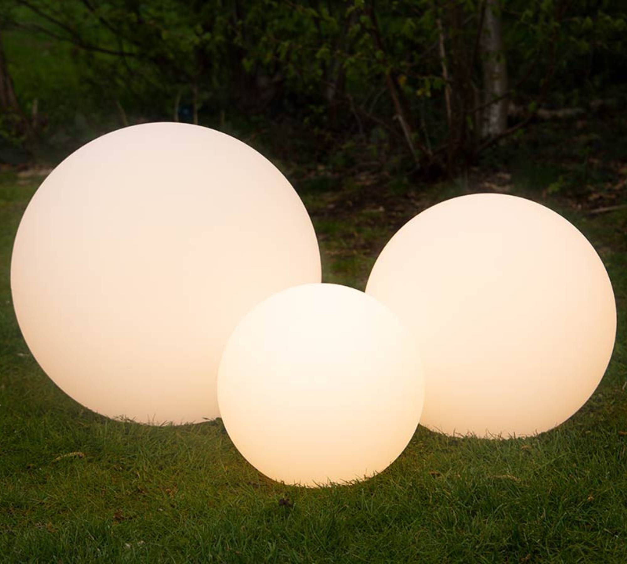 Kugelleuchten-Set 30 & 40 cm Solar
