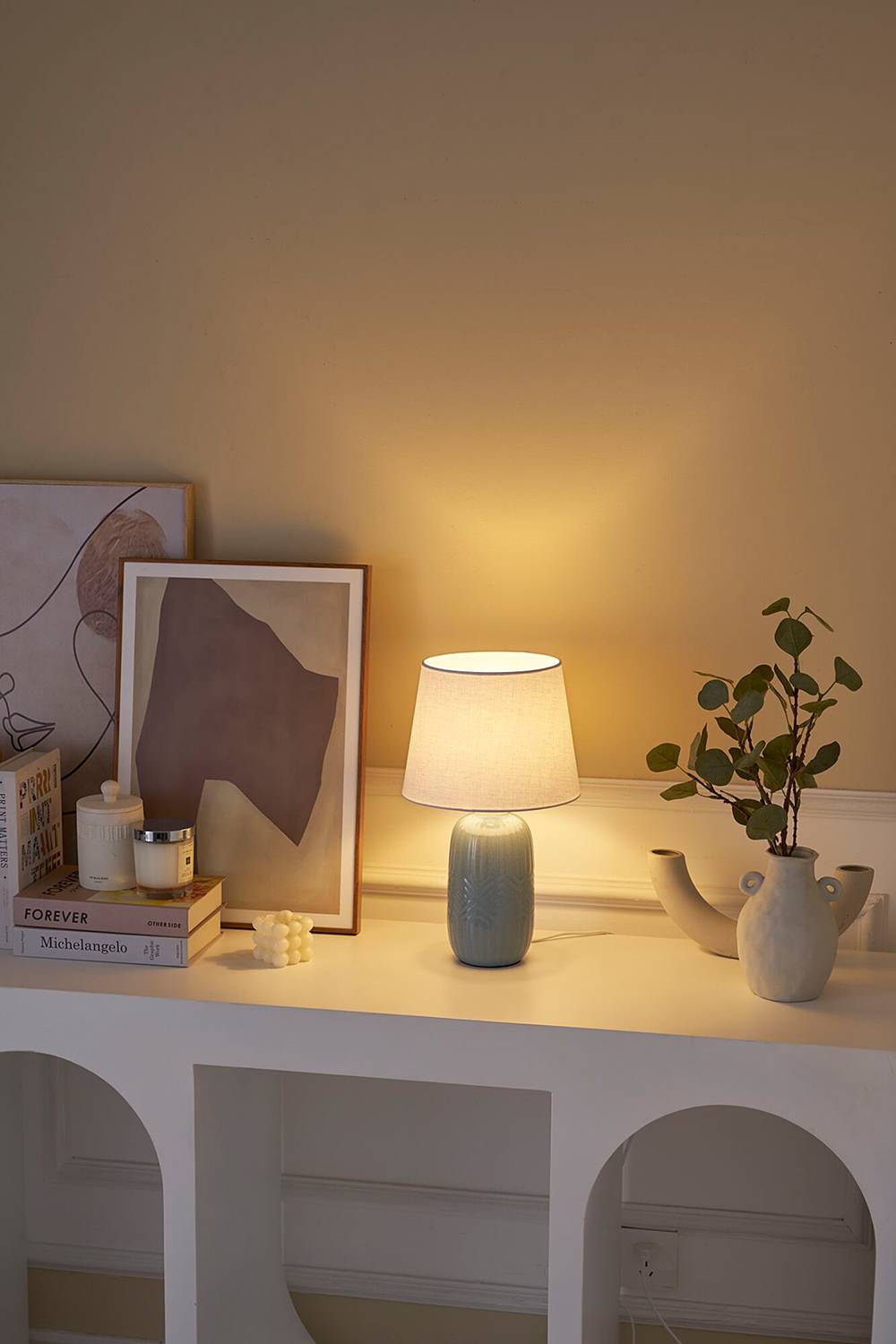 Glowing Hug Table lamp ceramic light blue 1-bulb
