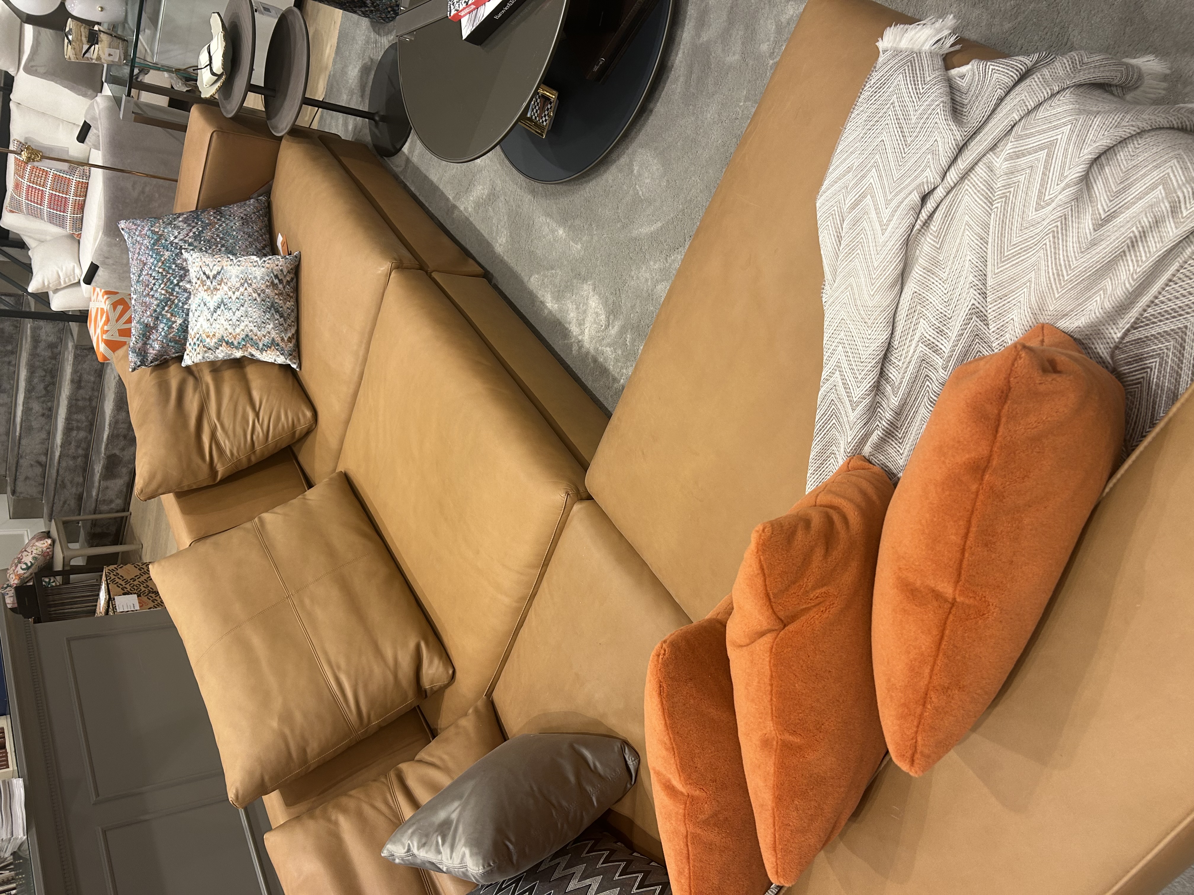 Molteni & C „Turner“ Leather Sofa with Ottoman & Cushions