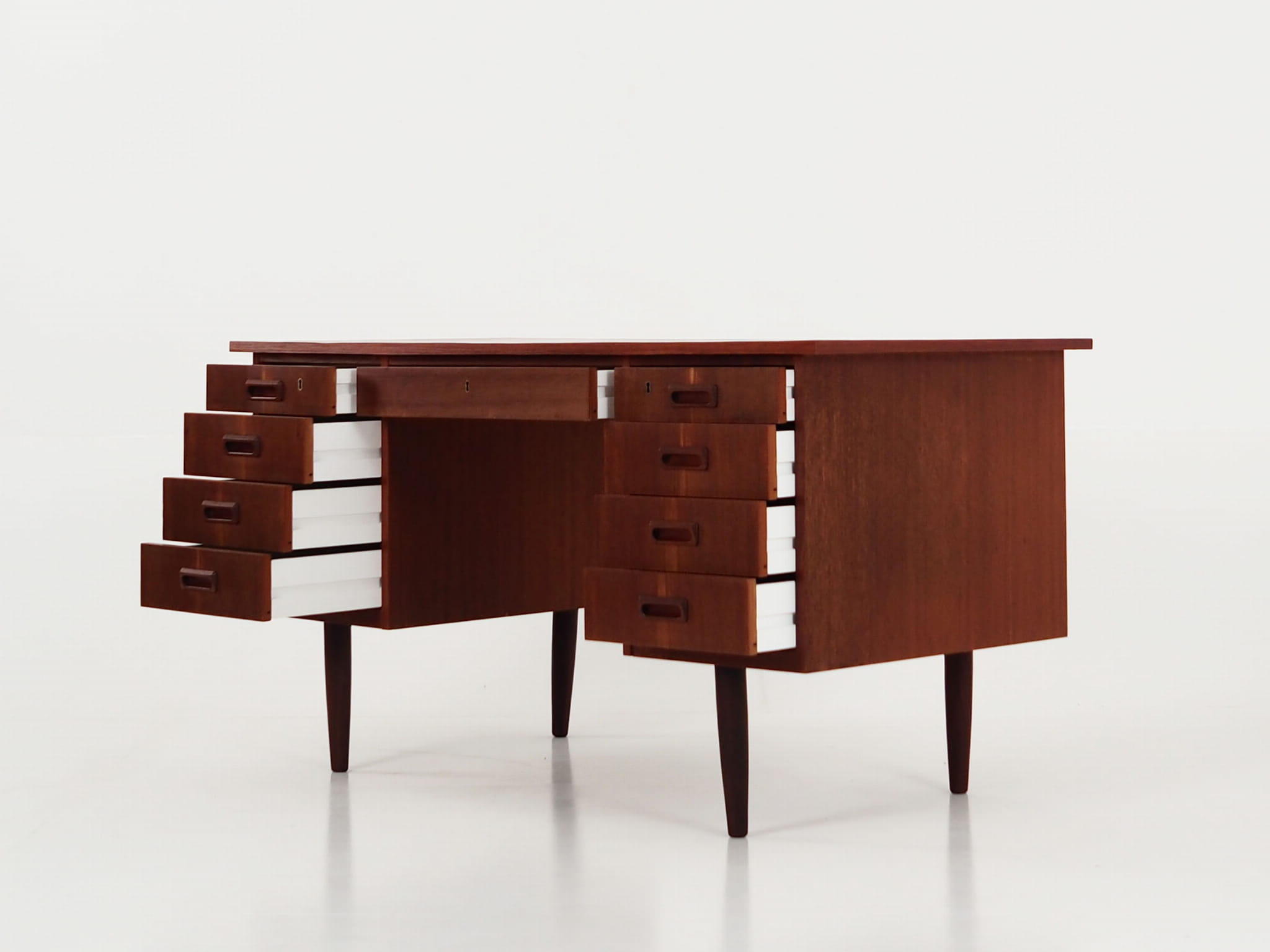 Vintage Schreibtisch Teakholz Braun 1970er Jahre