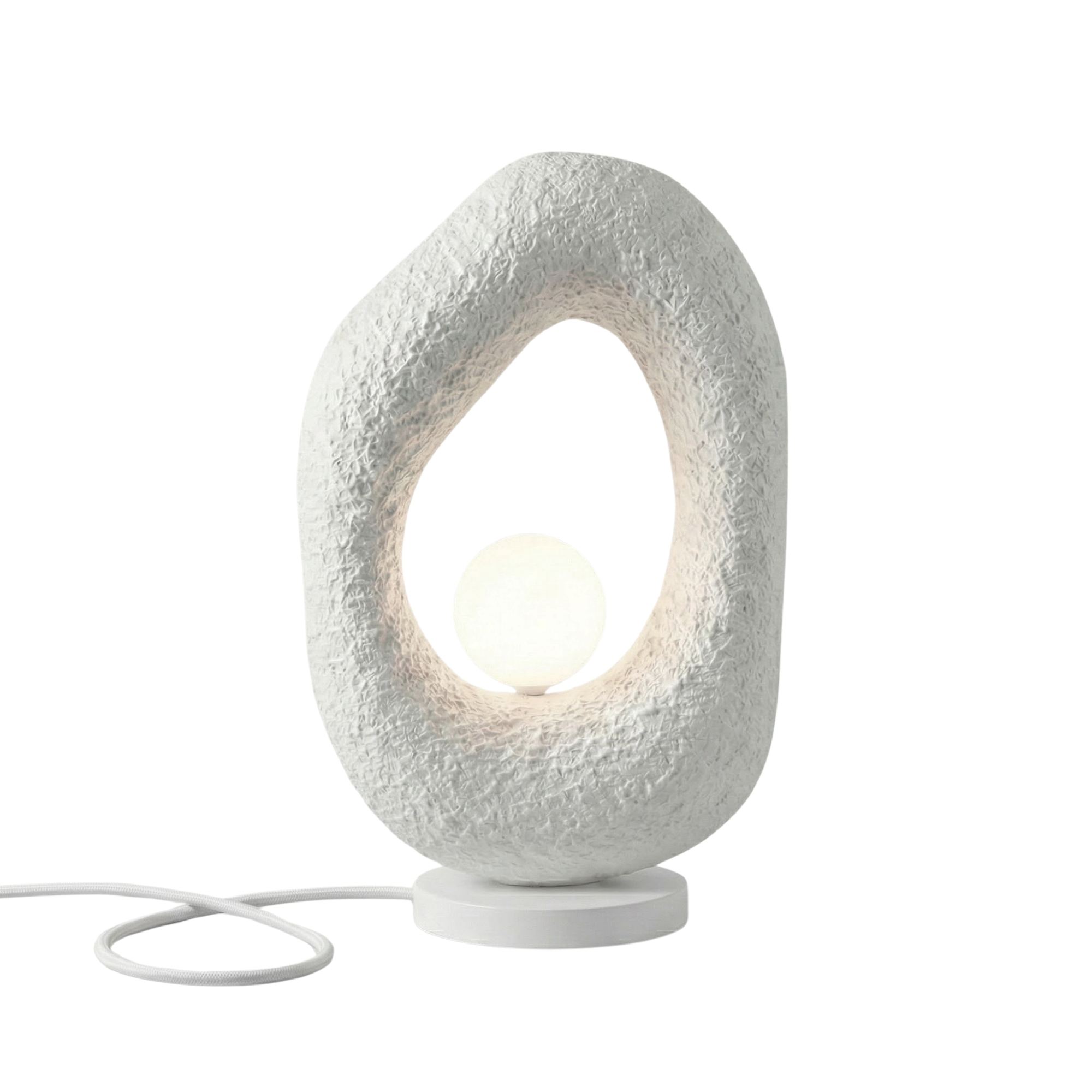 Vasli-Nua Table lamp White