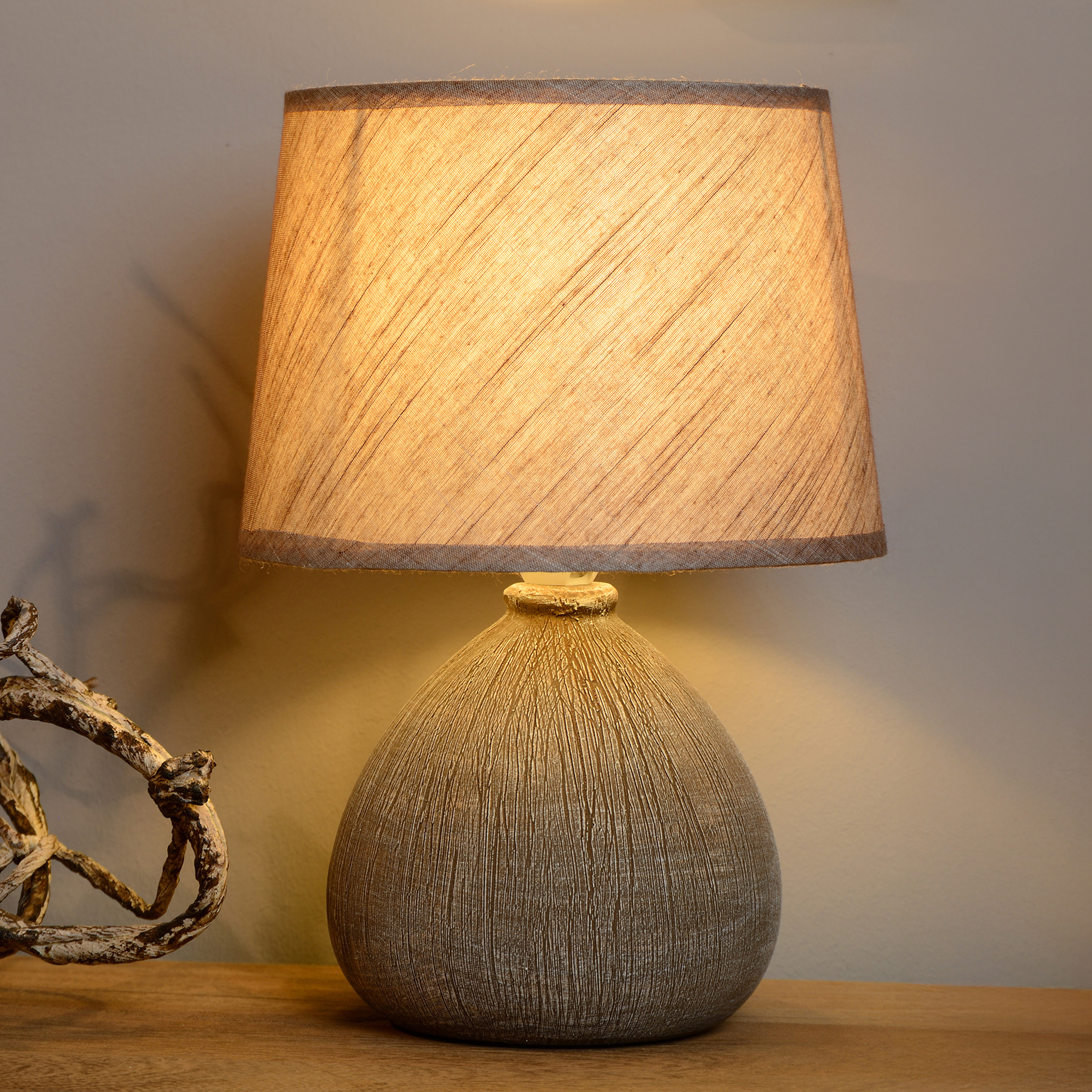 Ramzi Tischleuchte Keramik Beige