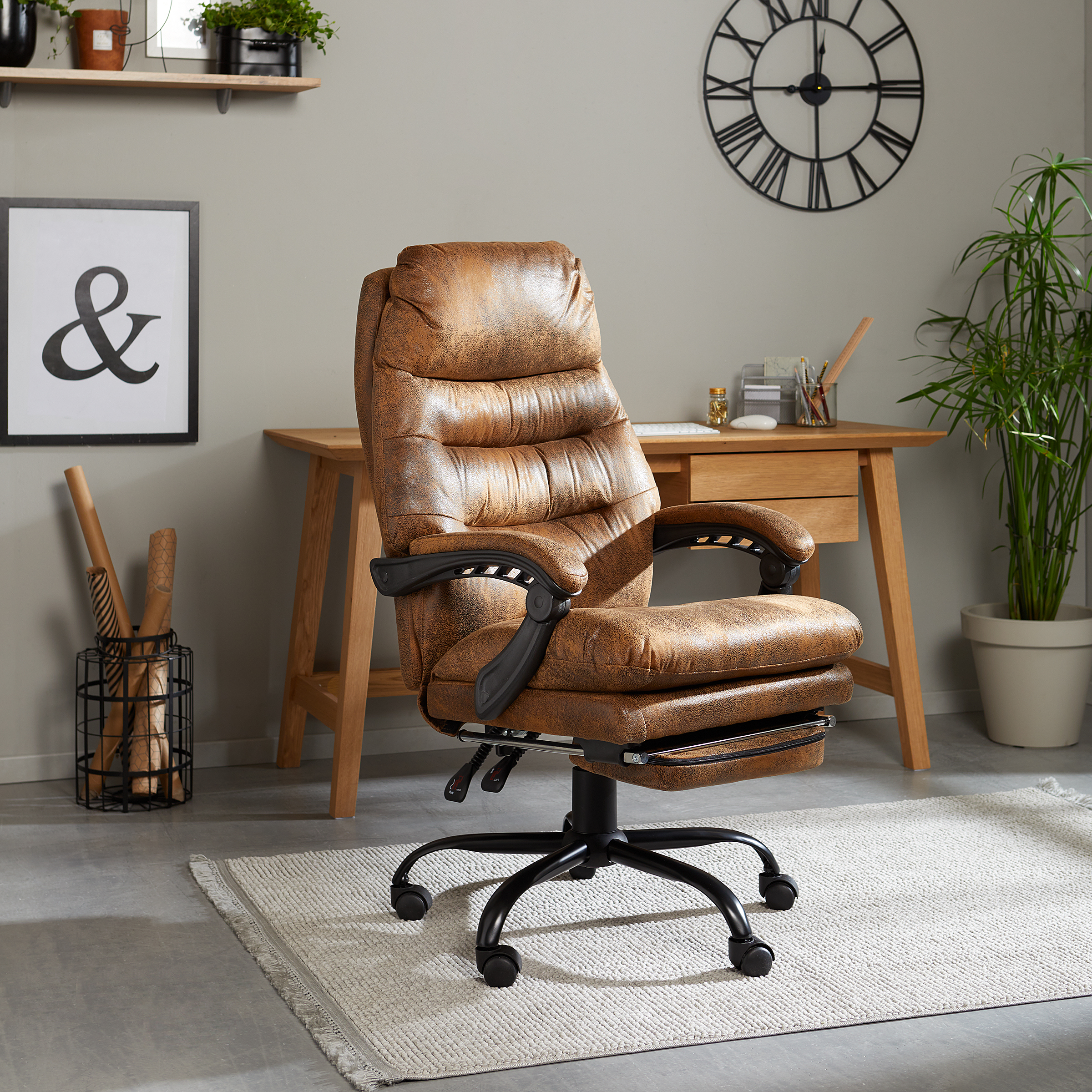 Edun Bürodrehstuhl Antiklederlook Braun