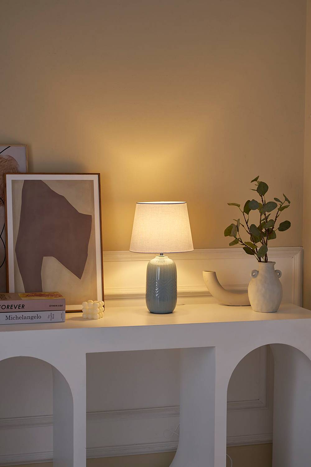 Glowing Hug Table lamp ceramic light blue 1-bulb