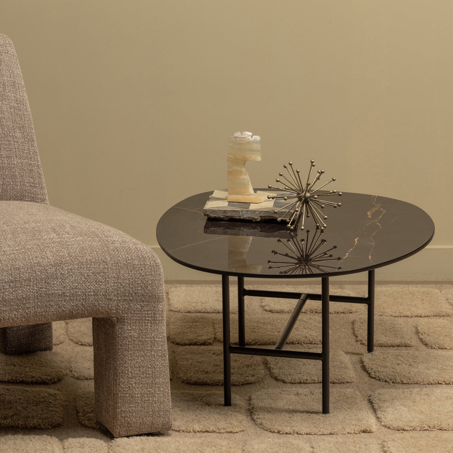 Vajen Couchtisch Marmoroptik Schwarz