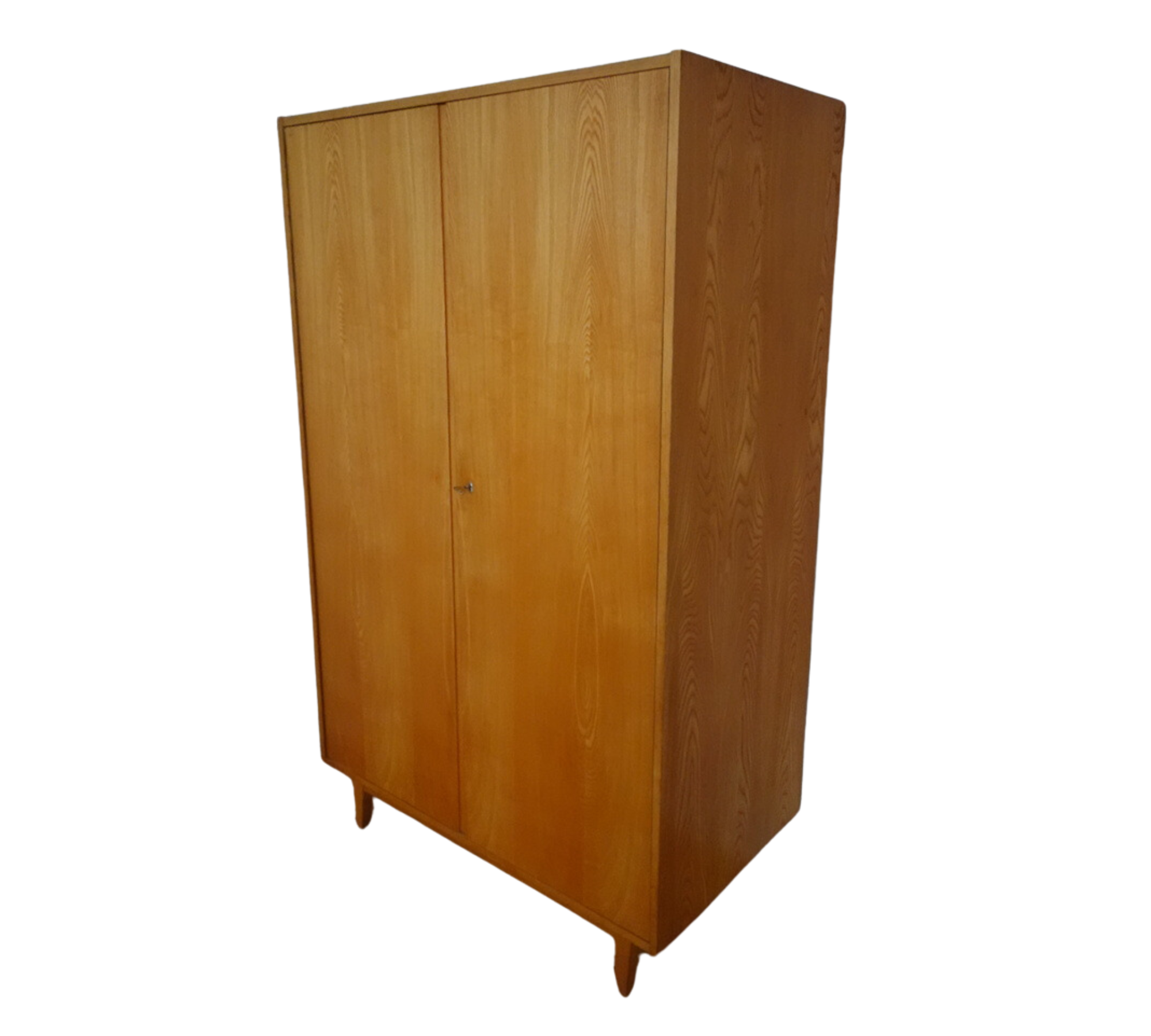 Vintage 602 Kleiderschrank Holz Braun