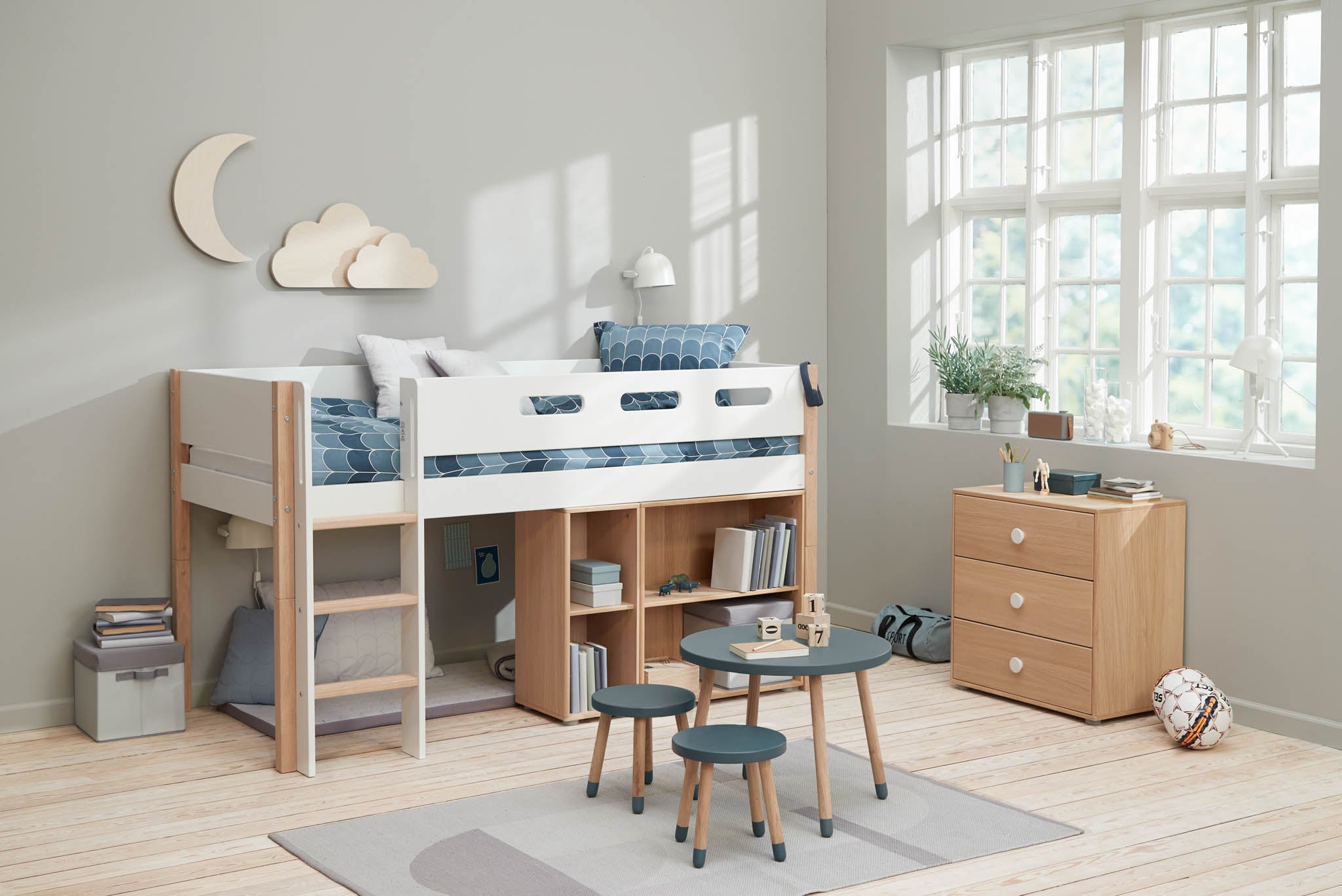 Dots Kinderhocker Eschenholz Dunkelblau