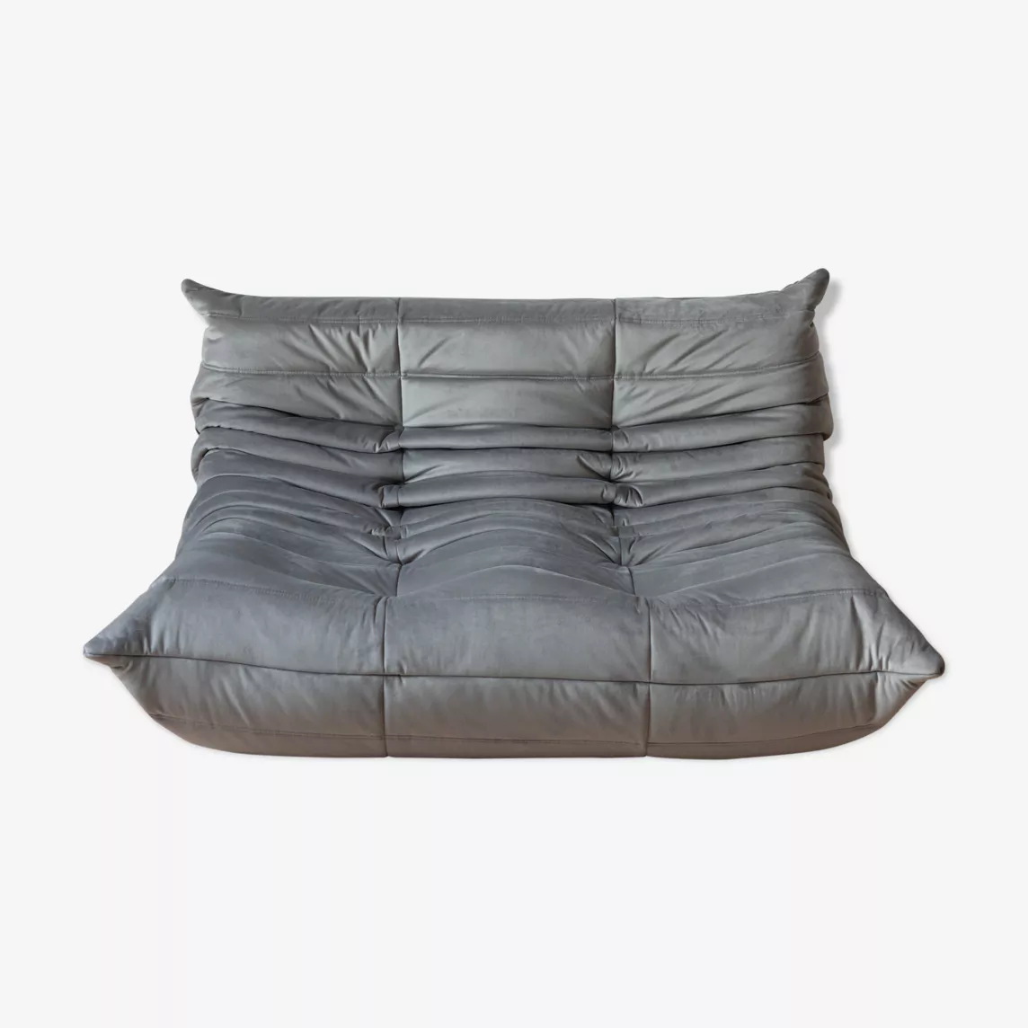 Togo Sofa 2-Sitzer Samt Silbergrau