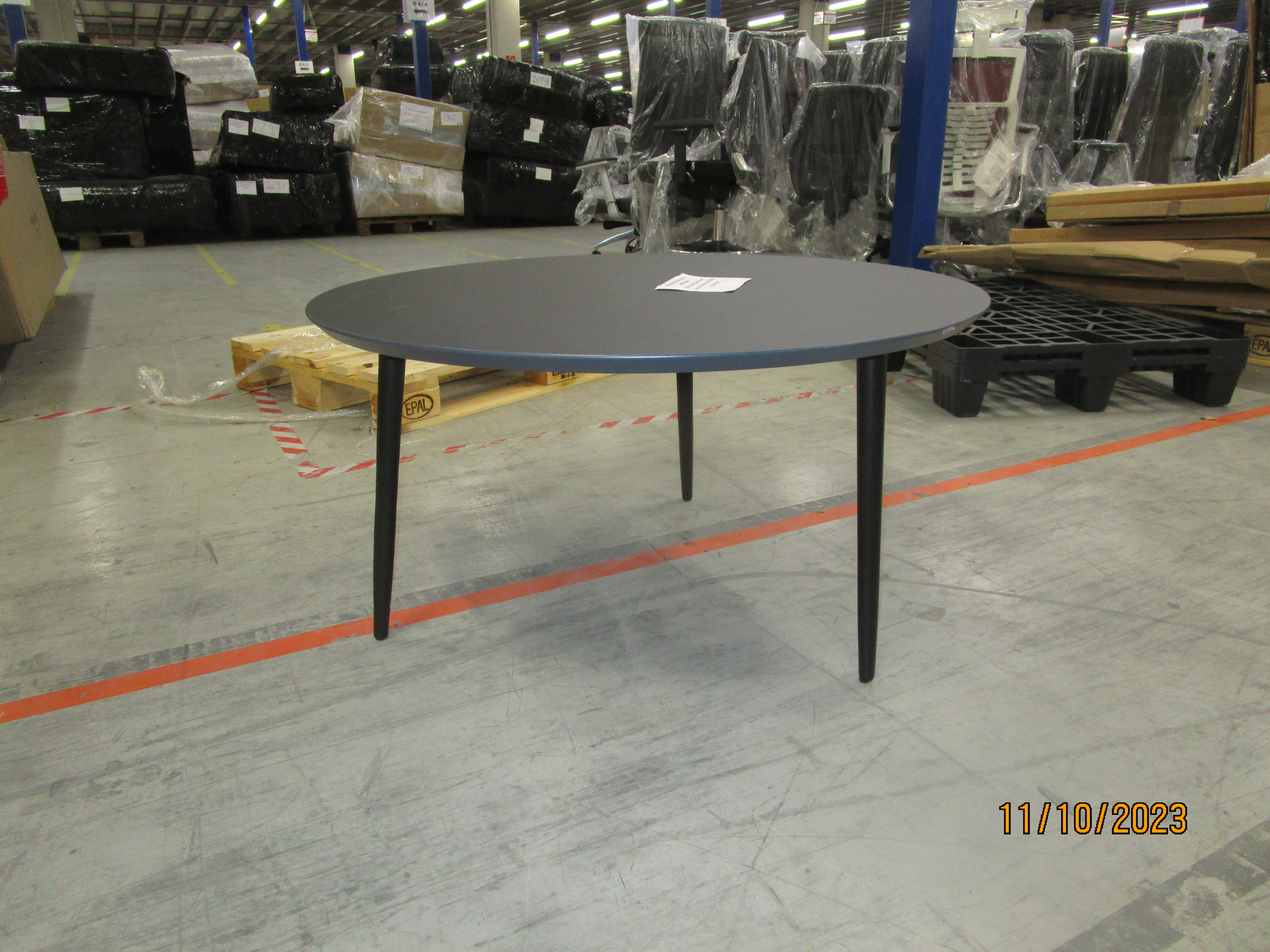 Reece Couchtisch Schwarz ø90cm