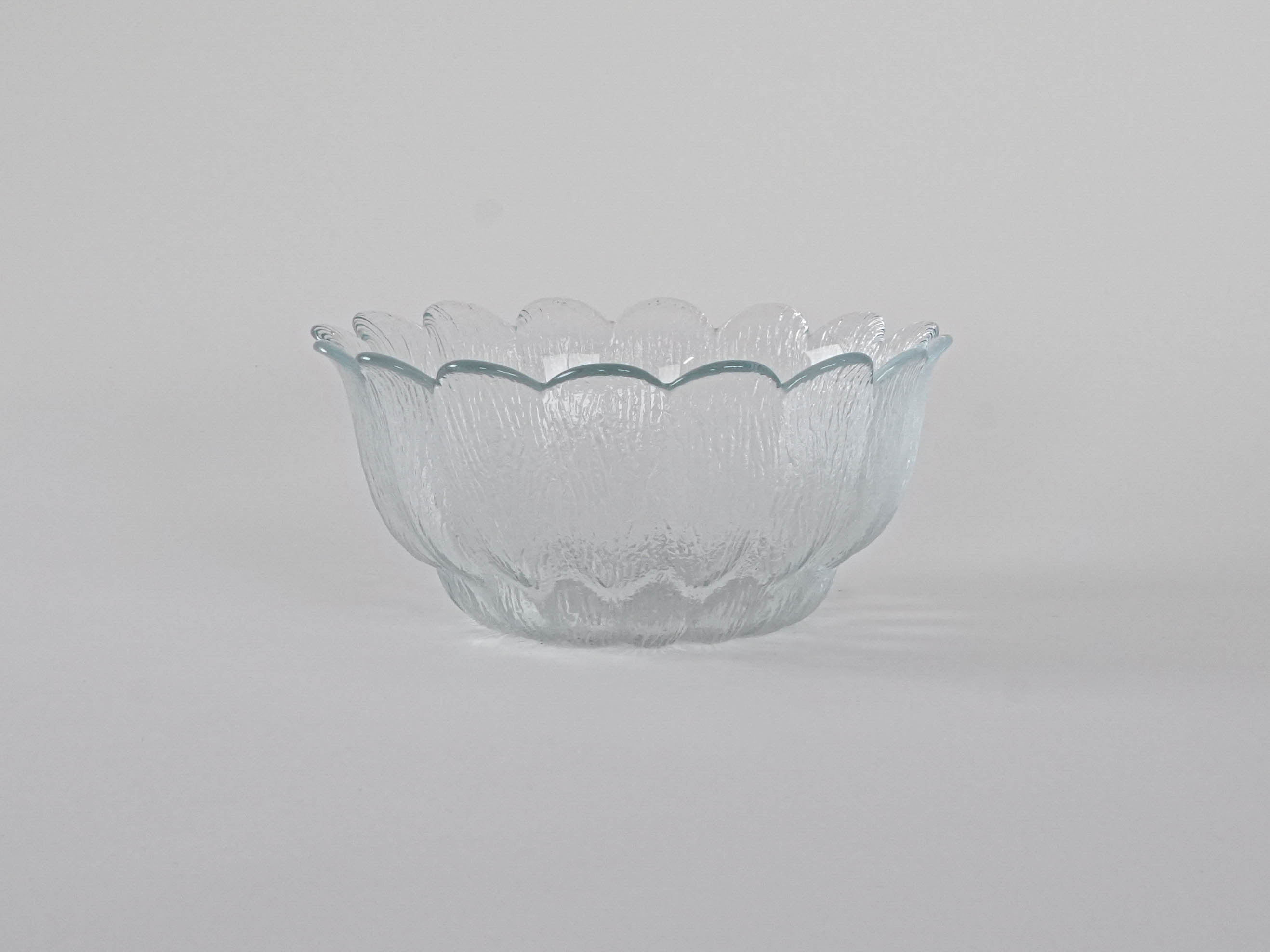 Glass bowl Transparent
