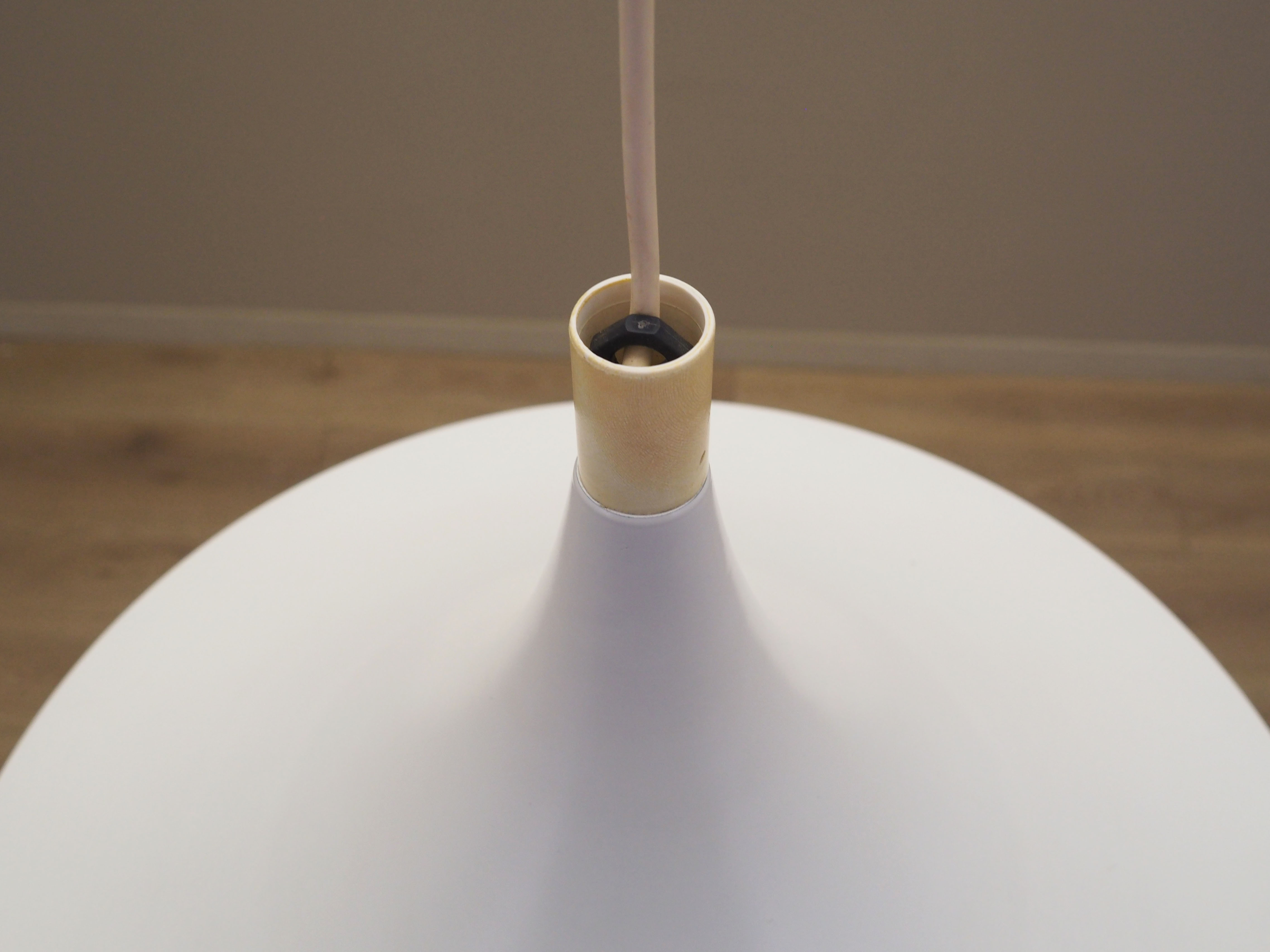 Vintage Pendelleuchte Metall Weiß 1960er Jahre