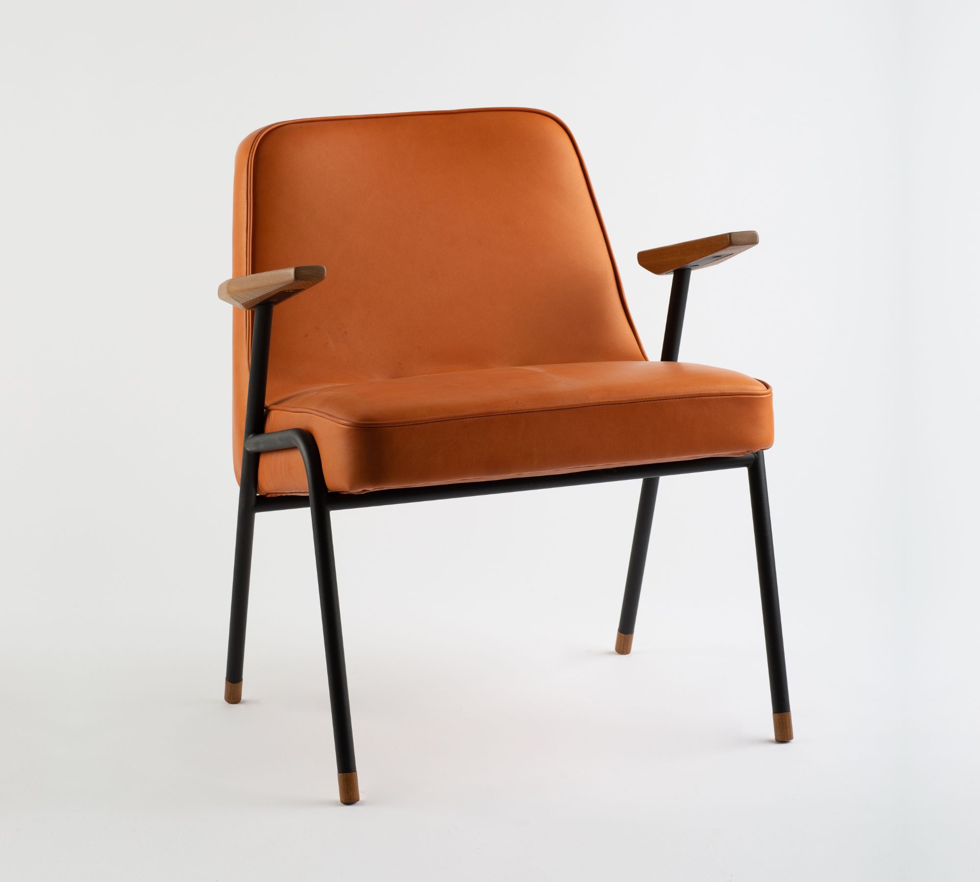366 Sessel Metall Leder Cognac