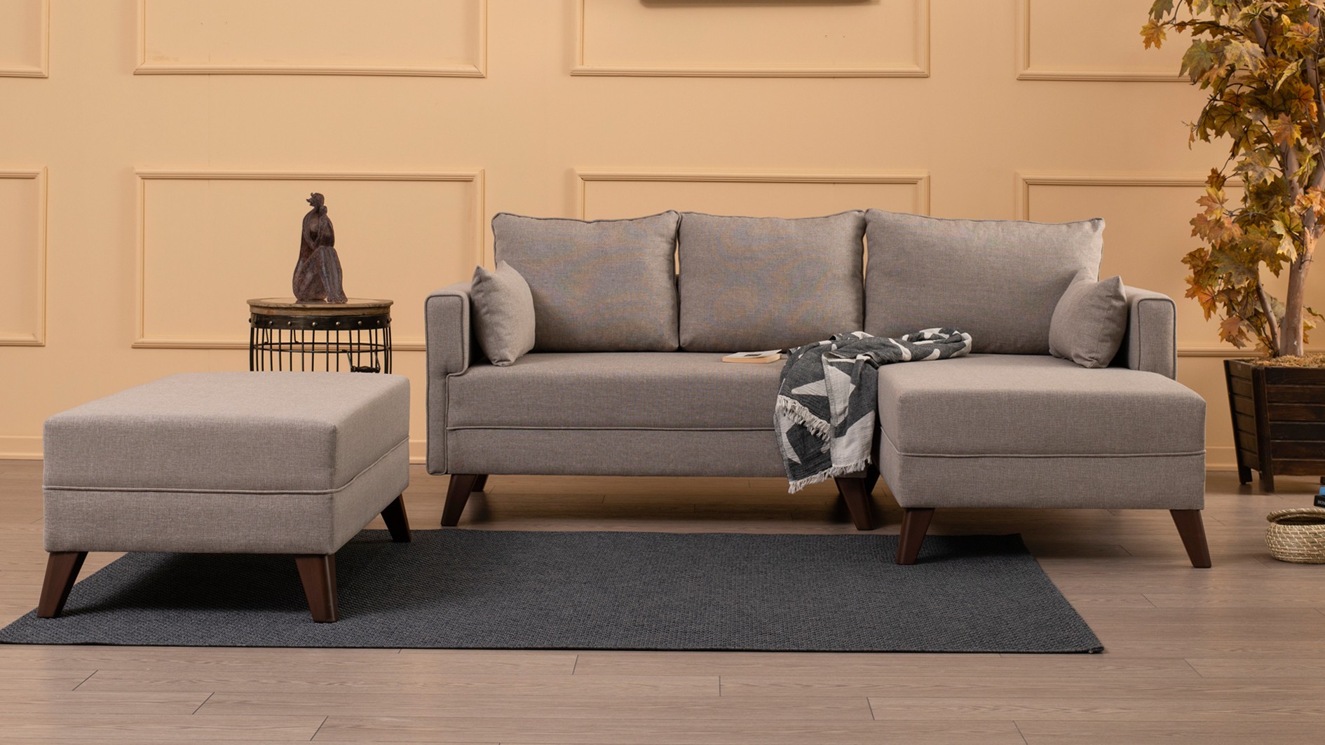 Bella Sofa Récamiere Rechts mit Hocker Creme