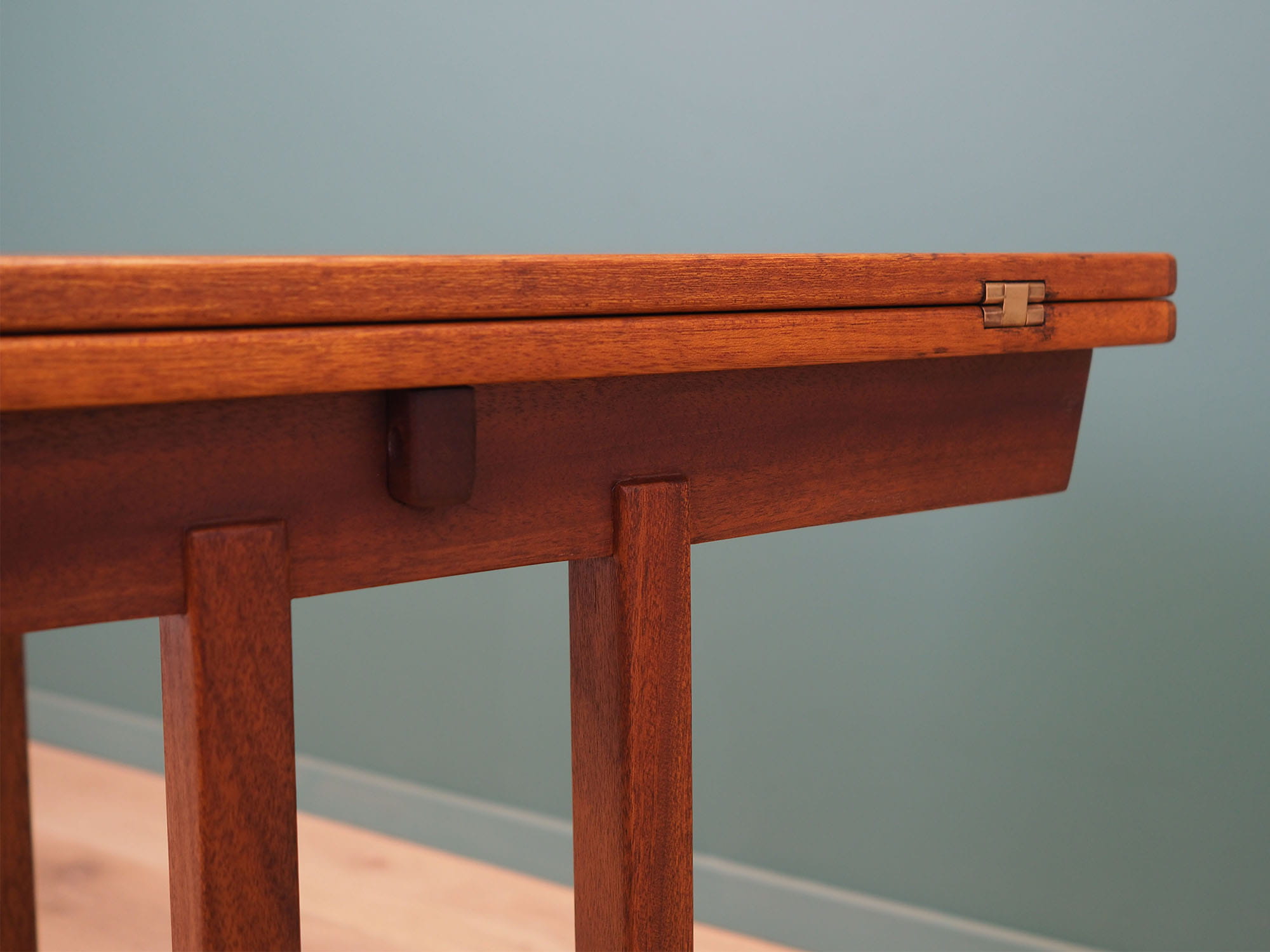 Mahogany Beistelltische 1970 Jahre