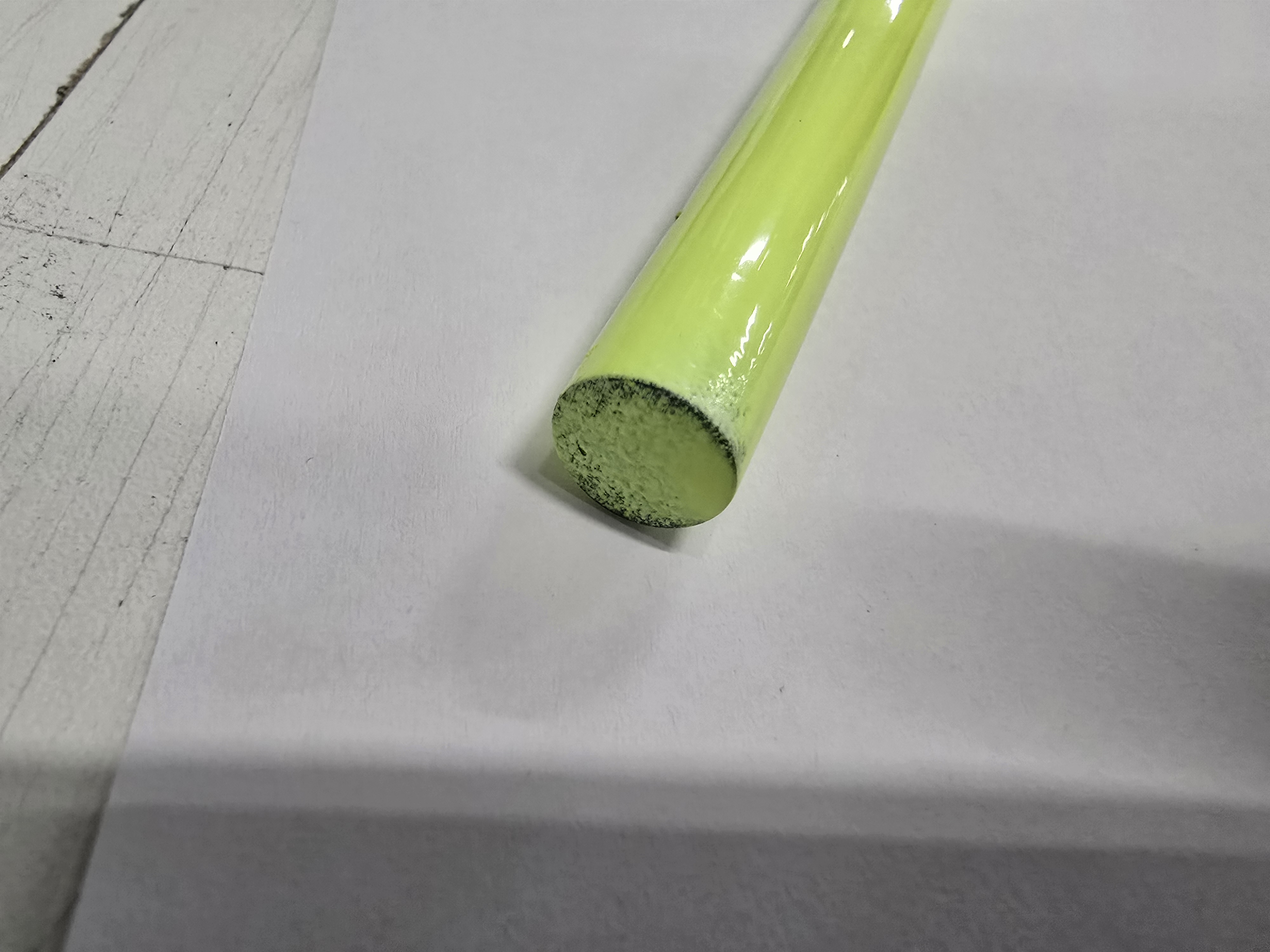 Hanger Arch Wandhaken Stahl Neongelb