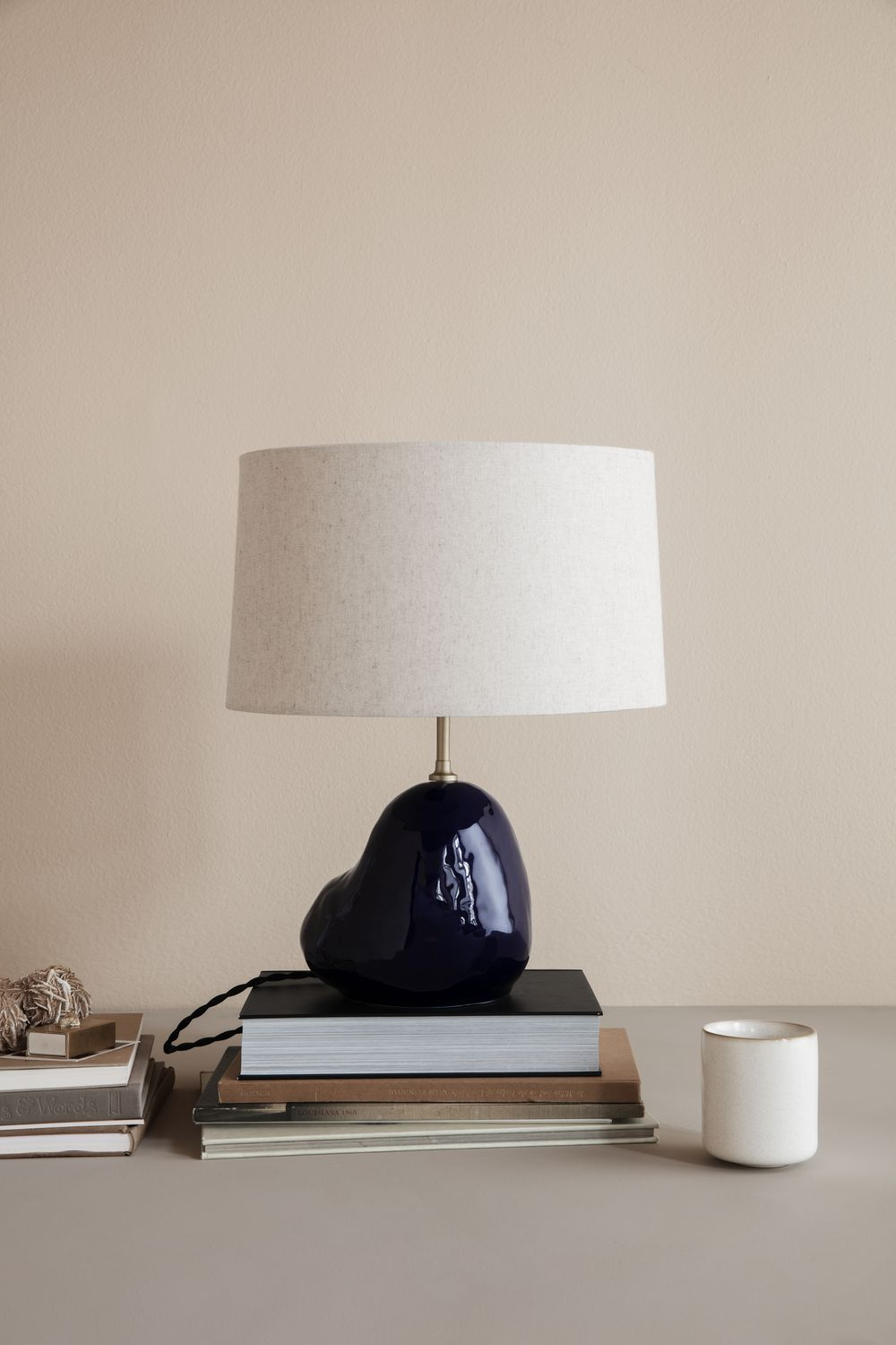 Hebe Lamp Stehlampe Base Weiß